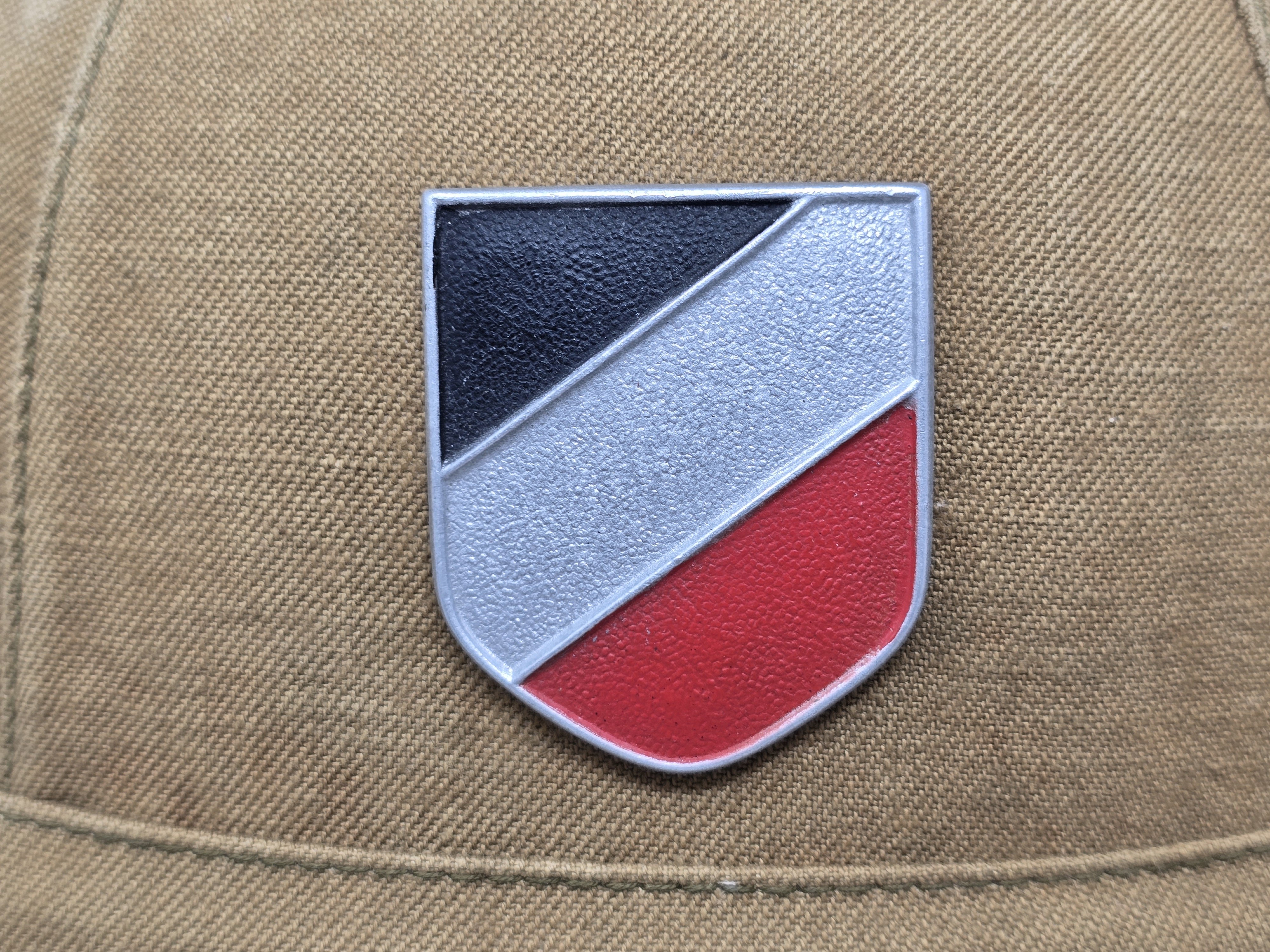 Excellent Heer DAK Pith Helmet — image 5