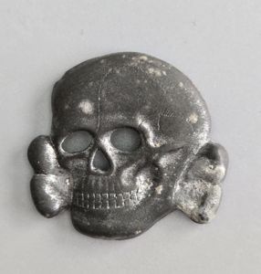 Later Quality SS Cap Skull by Assmann