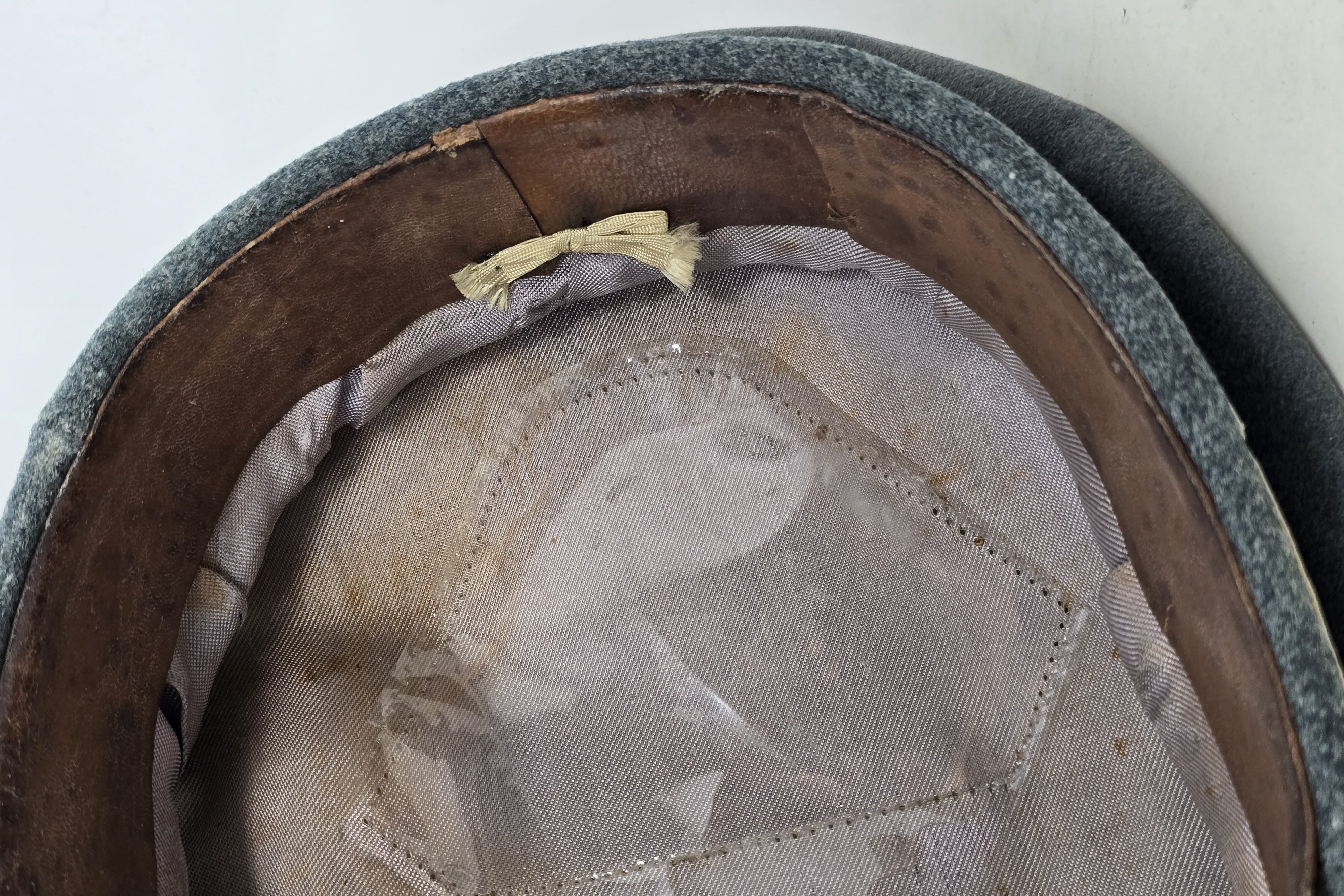 Stunning Waffen-SS Officer's Crusher Cap — image 11