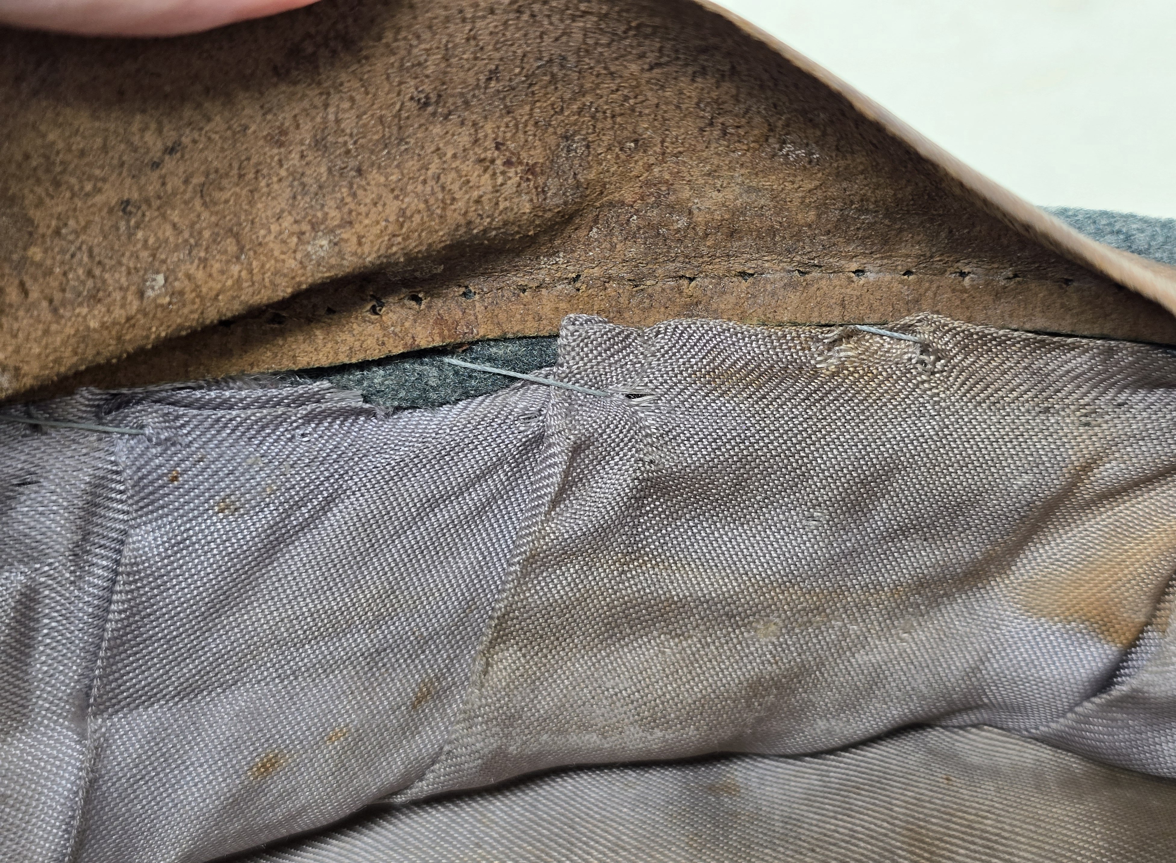 Stunning Waffen-SS Officer's Crusher Cap — image 9