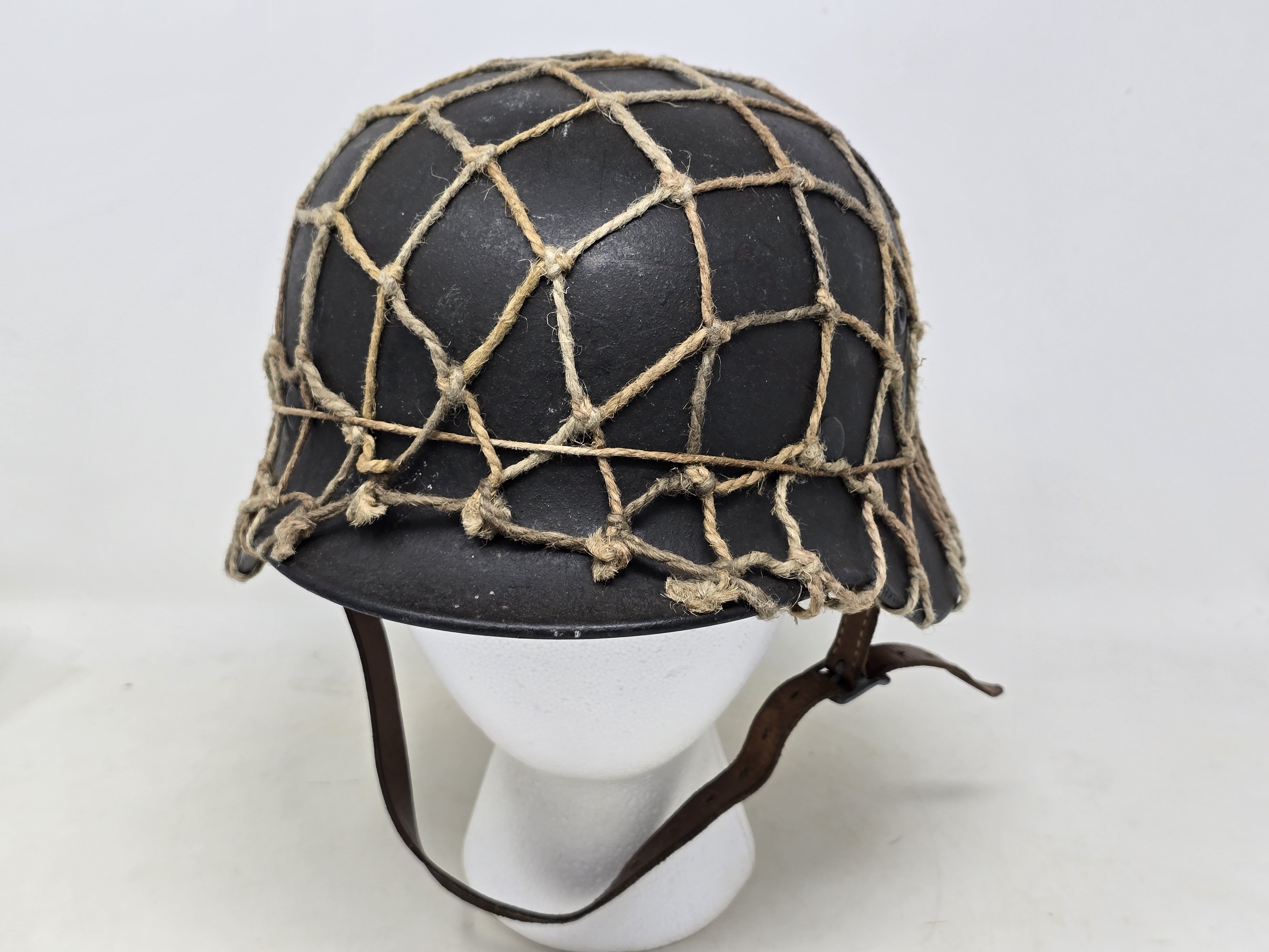 Sharp, Netted QM40 Combat Helmet — image 2