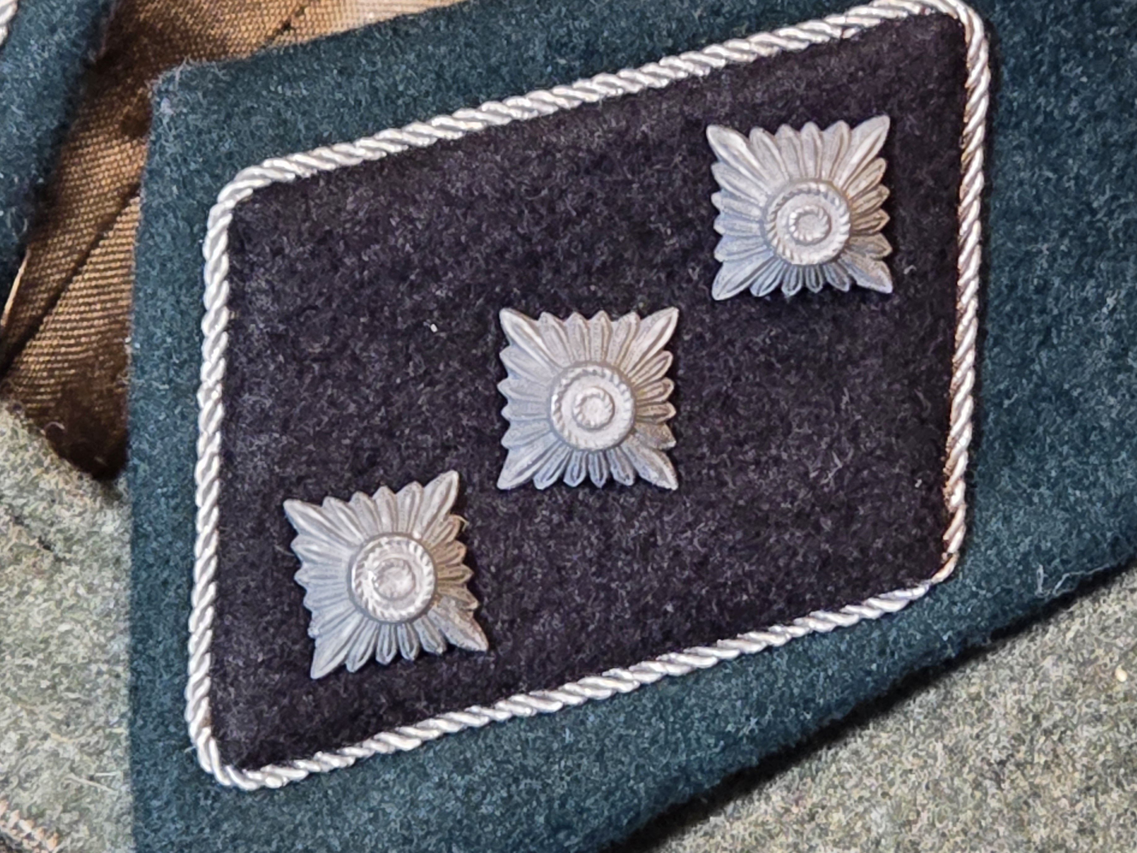 Fine Waffen-SS Totenkopf Officer's Tunic — image 2