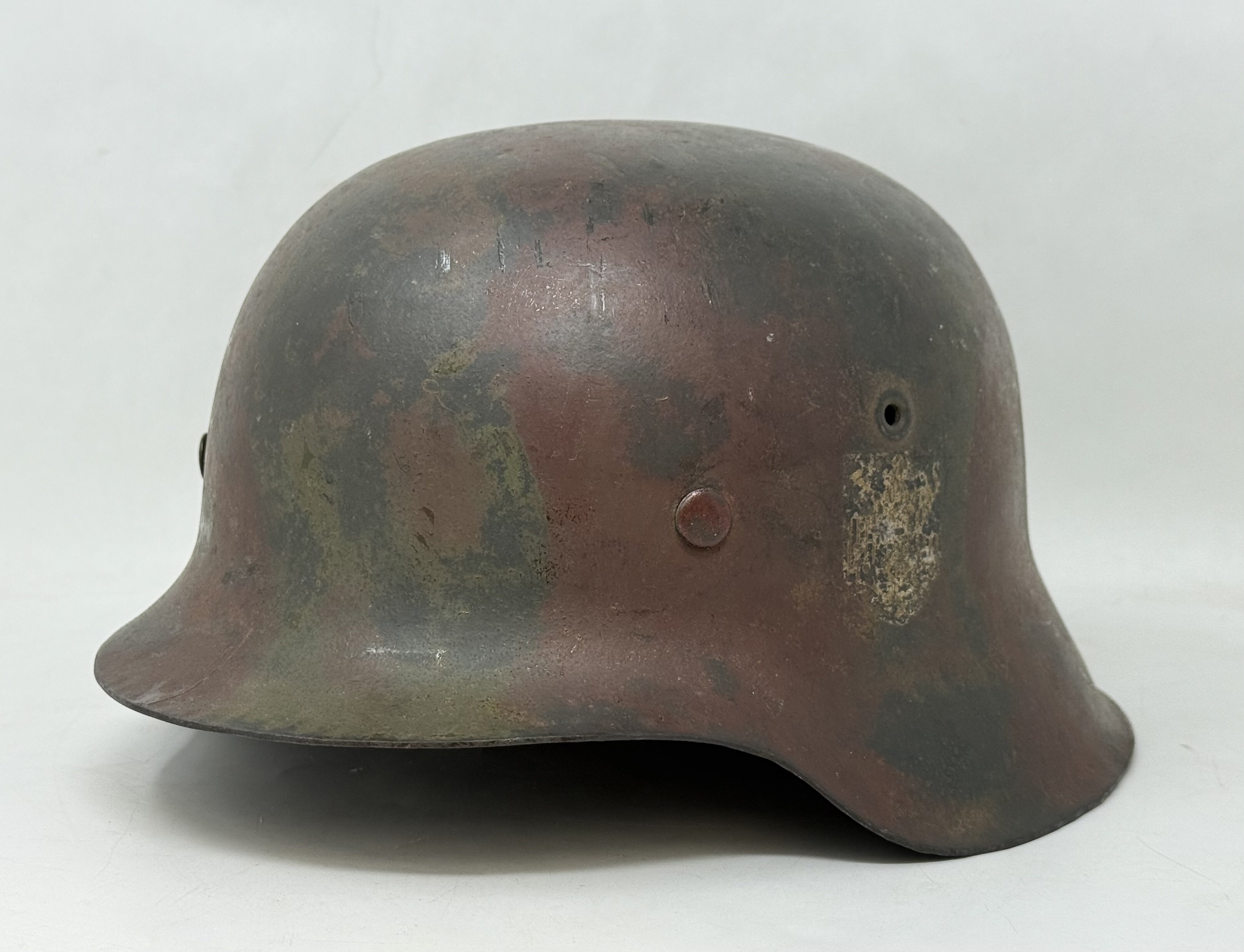 Heer M42 Single Decal Camo Helmet EF66 — image 2
