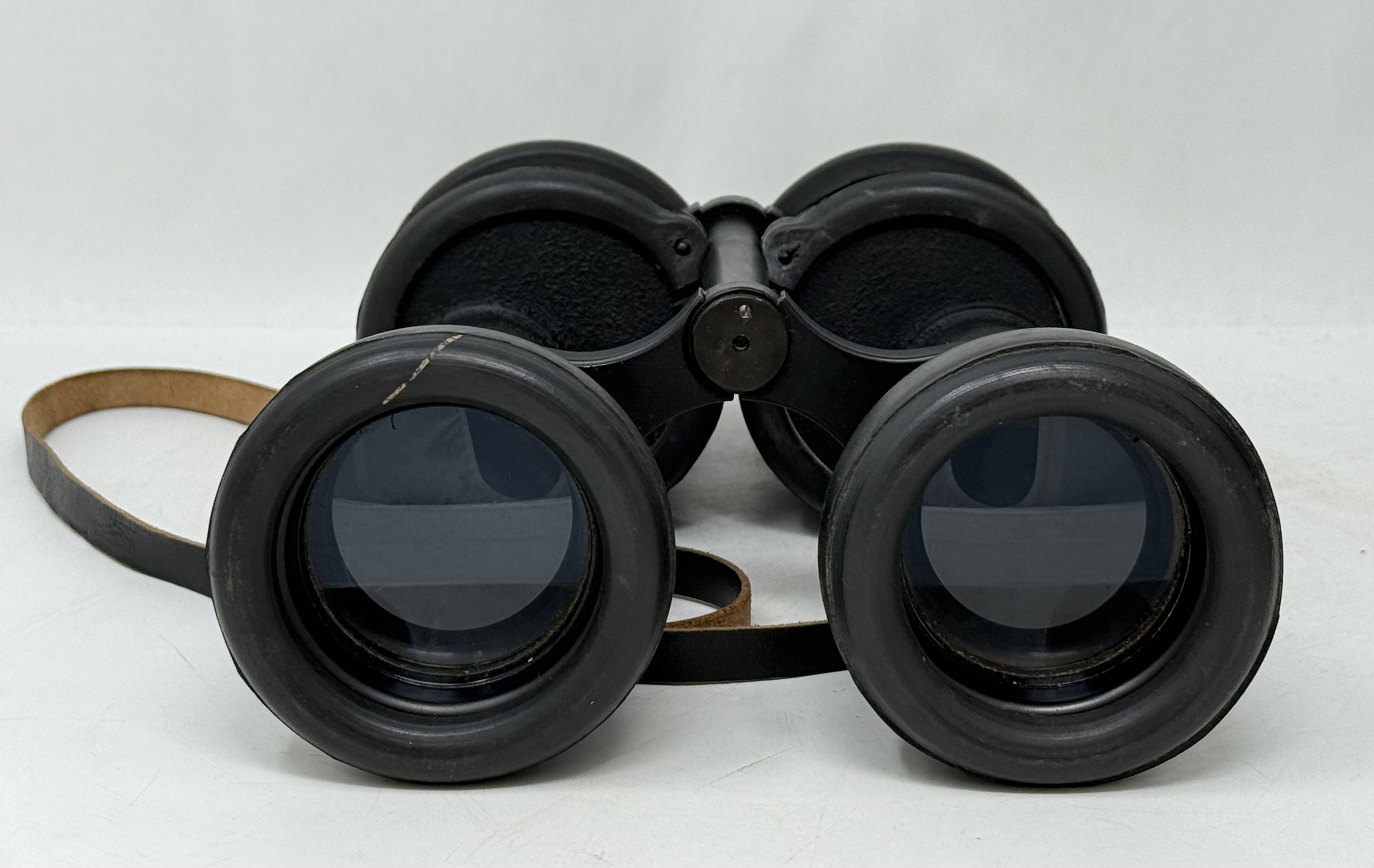 Kriegsmarine Binoculars with Vet Capture Papers — image 10