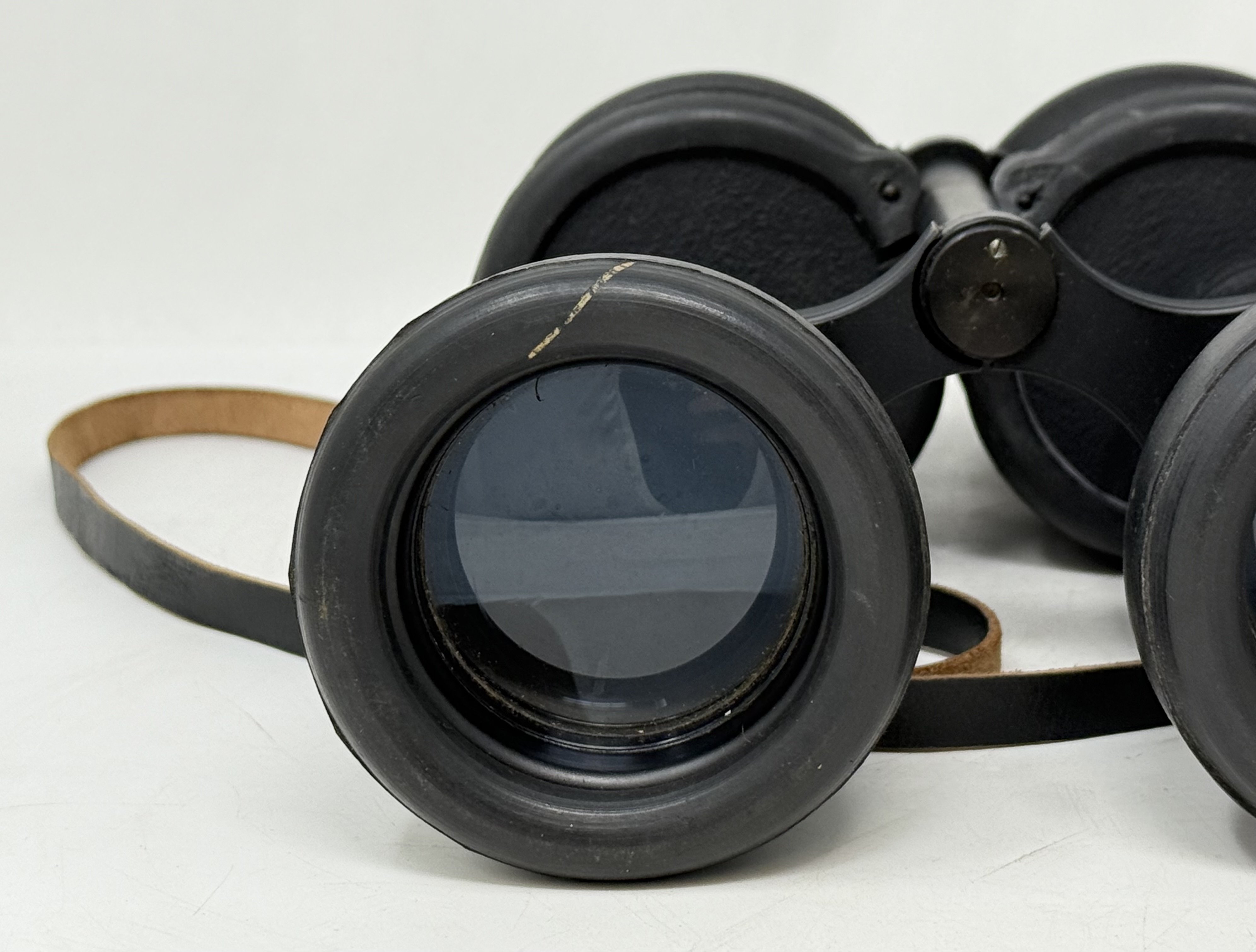 Kriegsmarine Binoculars with Vet Capture Papers — image 11