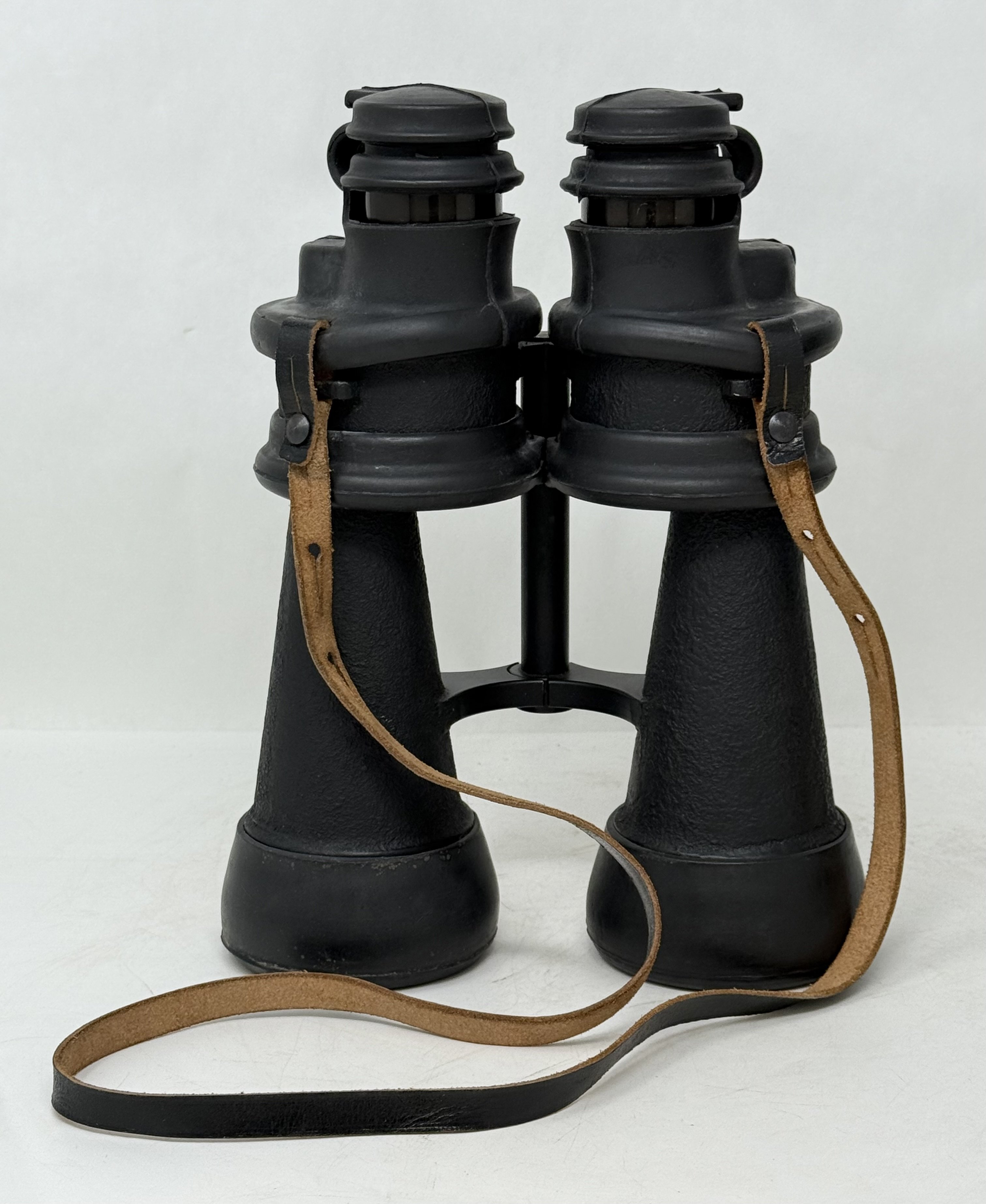 Kriegsmarine Binoculars with Vet Capture Papers — image 5