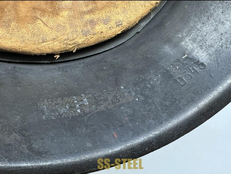 M42 29th Infantry Division Trophy Helmet — image 12