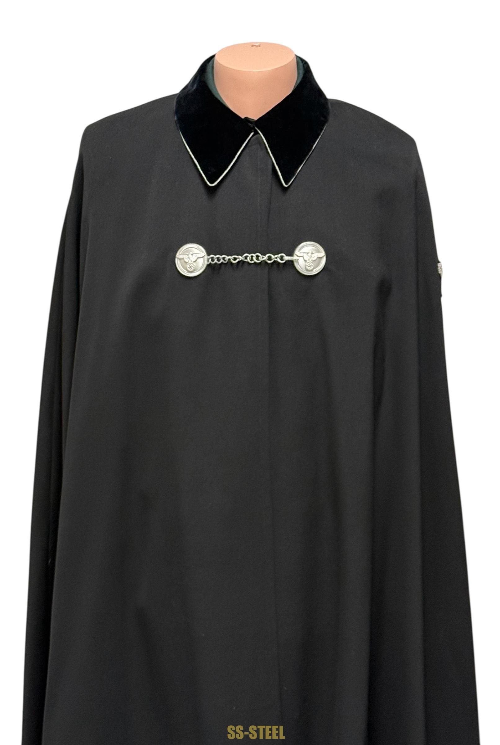 SS-Brigadeführer Curt Ludwig – Formal Uniform Cape (Umhang) — image 3