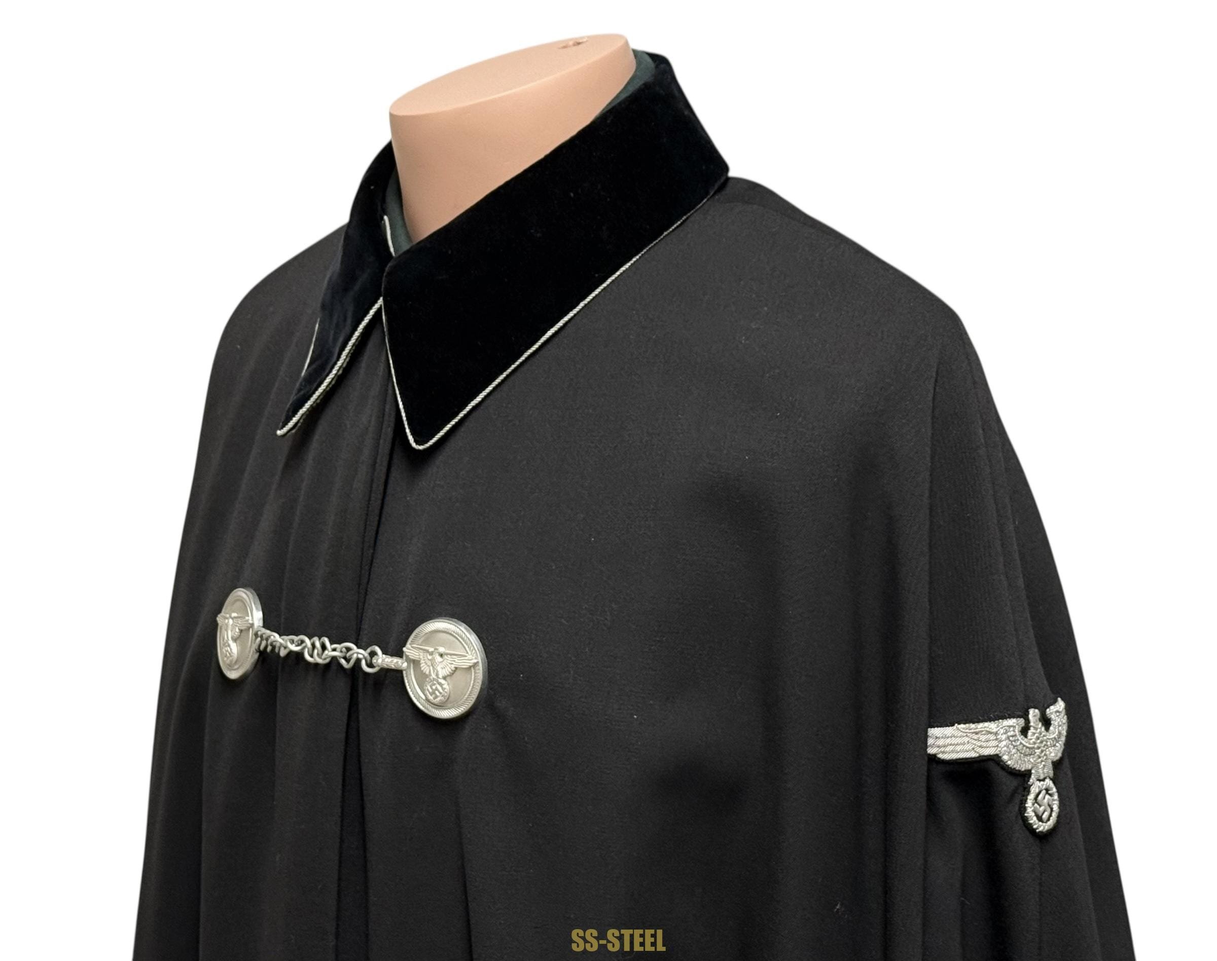 SS-Brigadeführer Curt Ludwig – Formal Uniform Cape (Umhang) — image 8