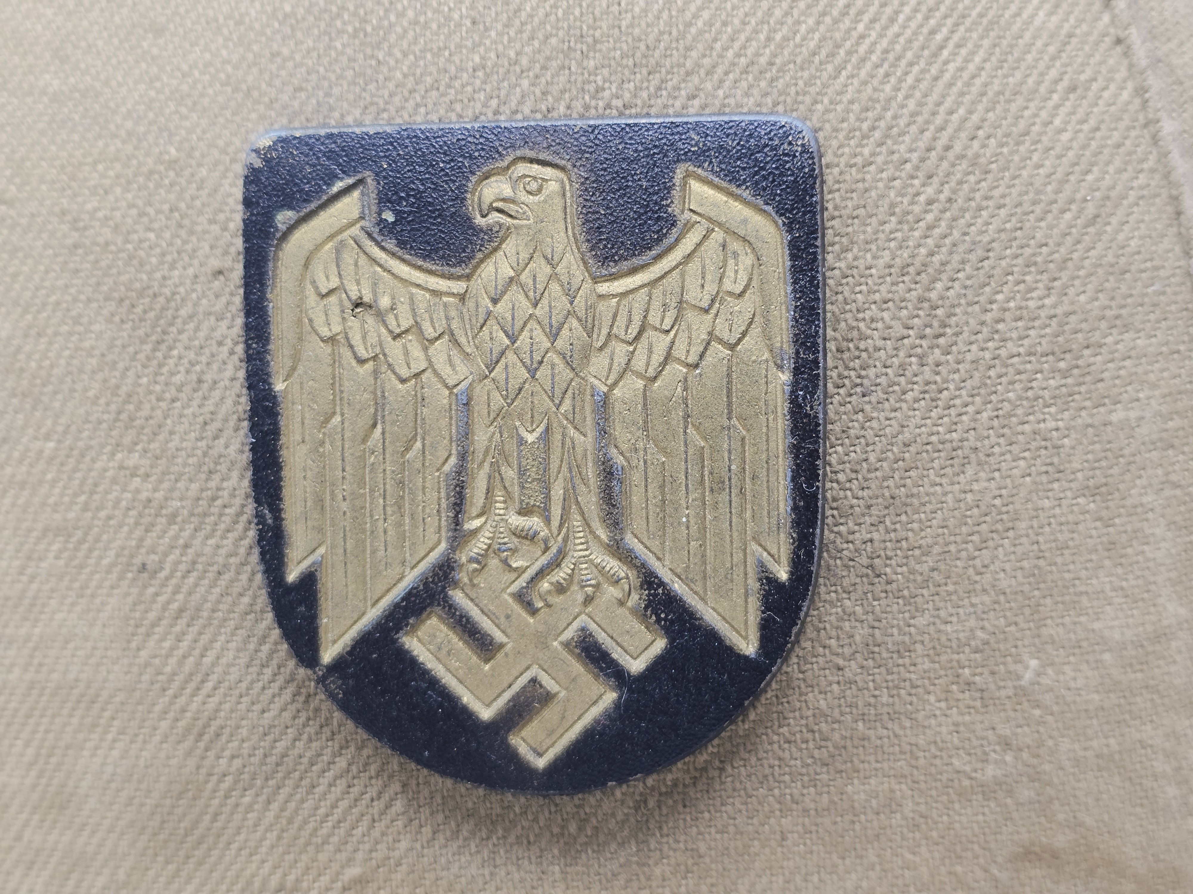 Heer 1st Pattern Tropical Pith Helmet, Badged as Kriegsmarine — image 6