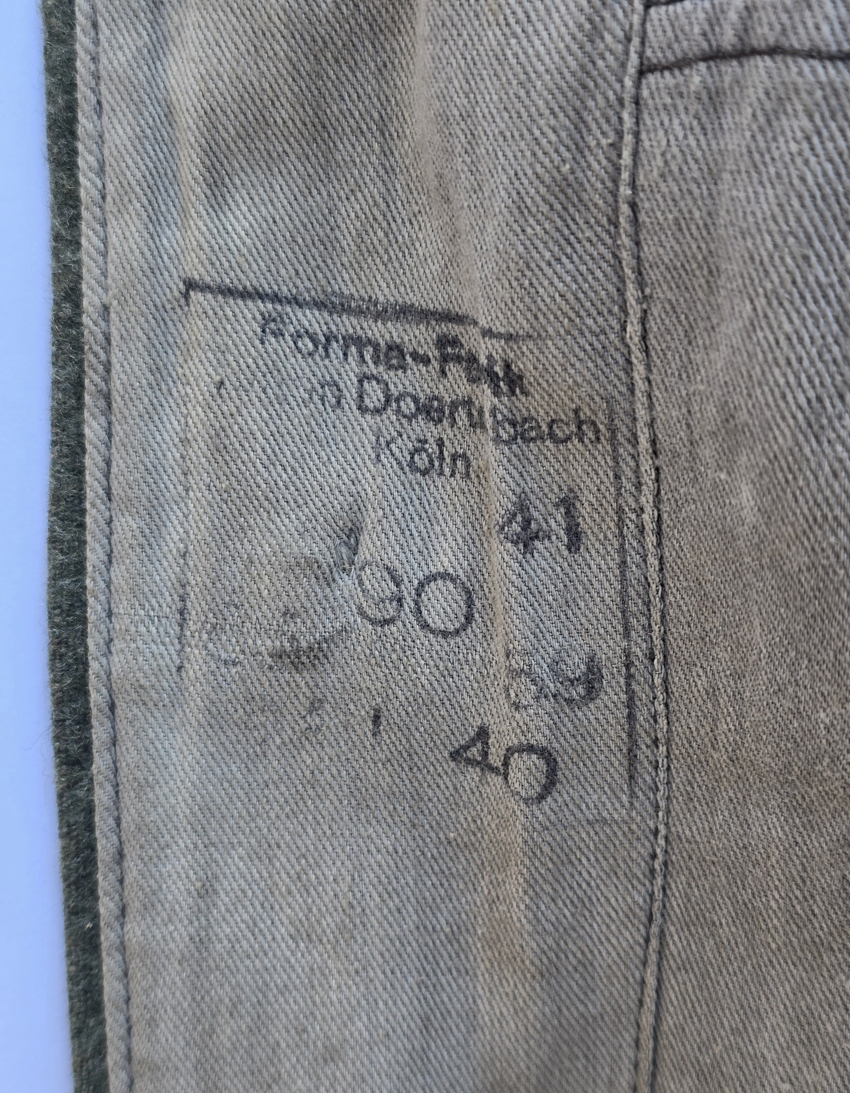 Outstanding Waffen-SS Medical Officer's Combat Tunic — image 6