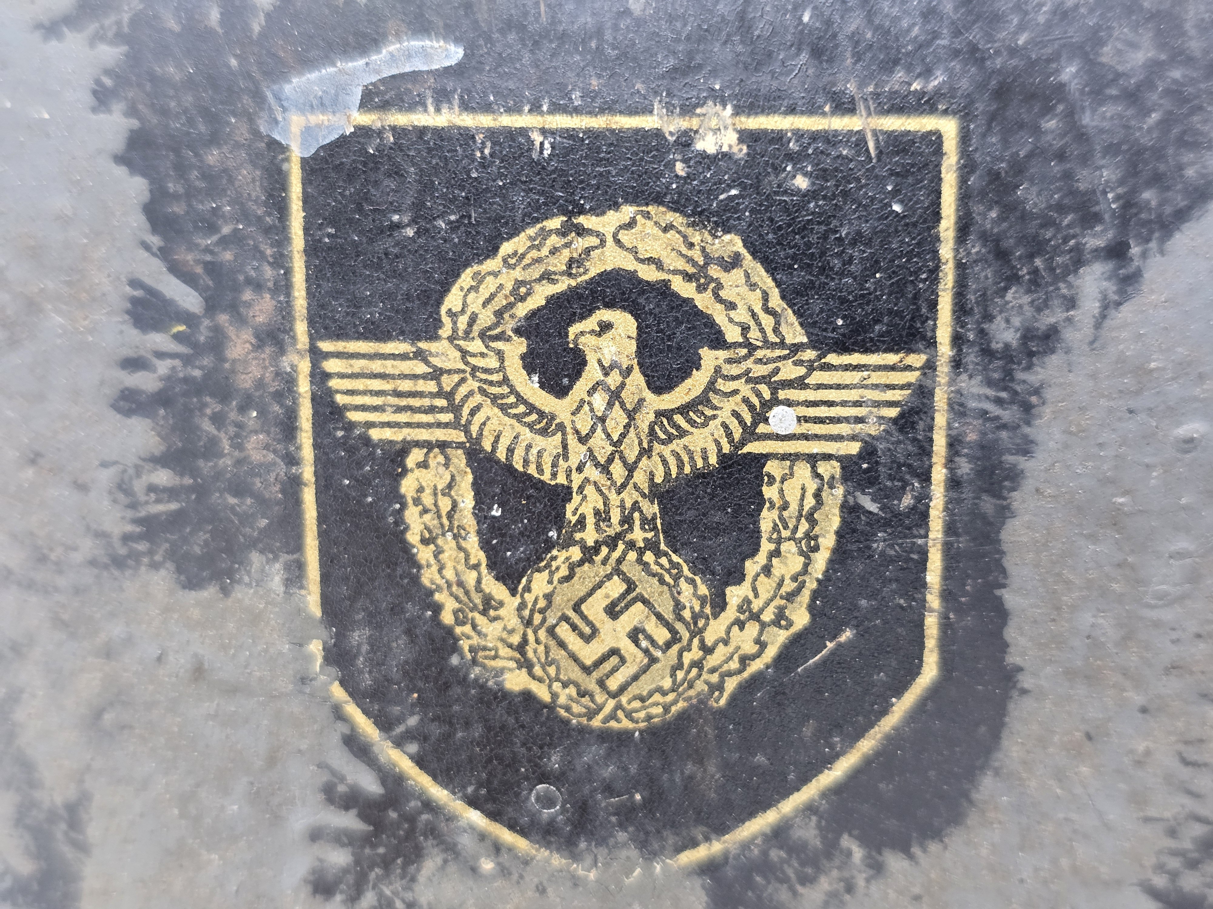 'Volksturmer Kriegsende' (war's end) Camouflage Helmet — image 3