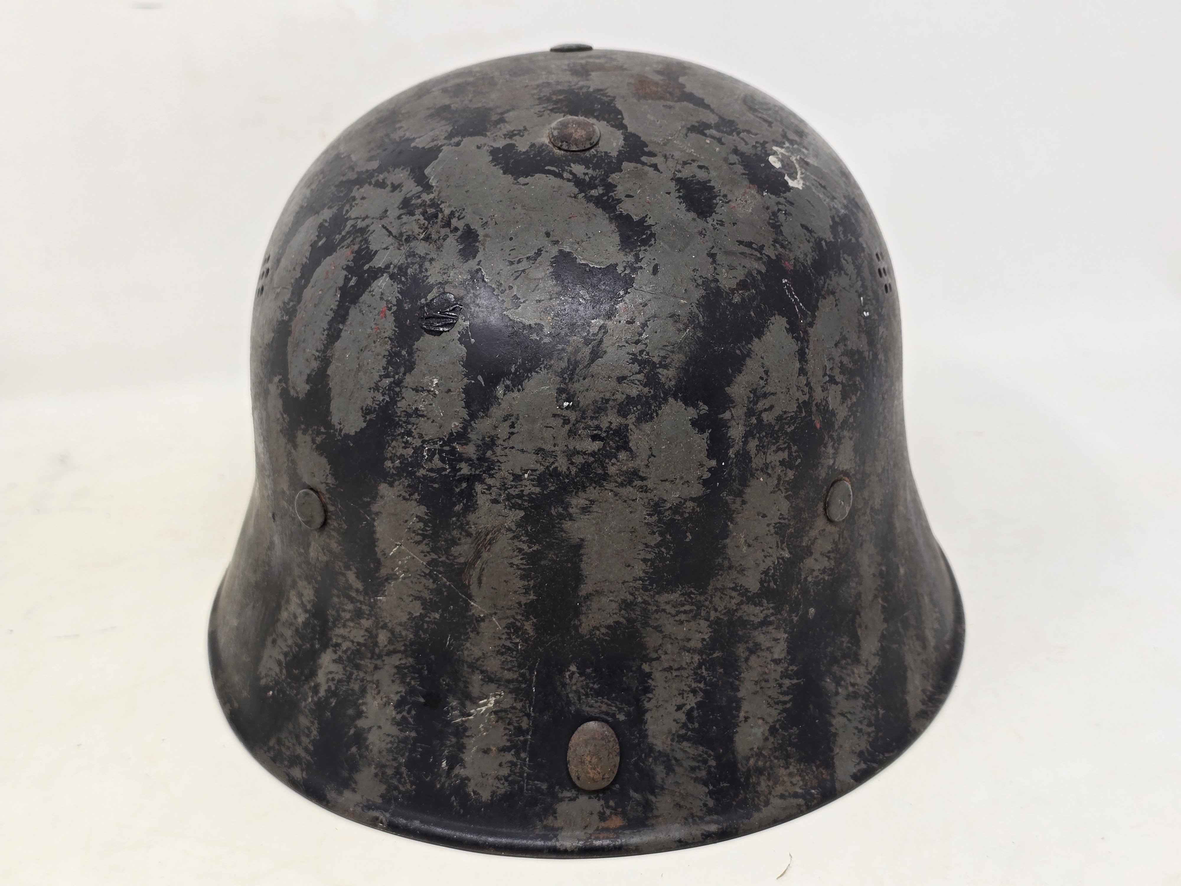 'Volksturmer Kriegsende' (war's end) Camouflage Helmet — image 4