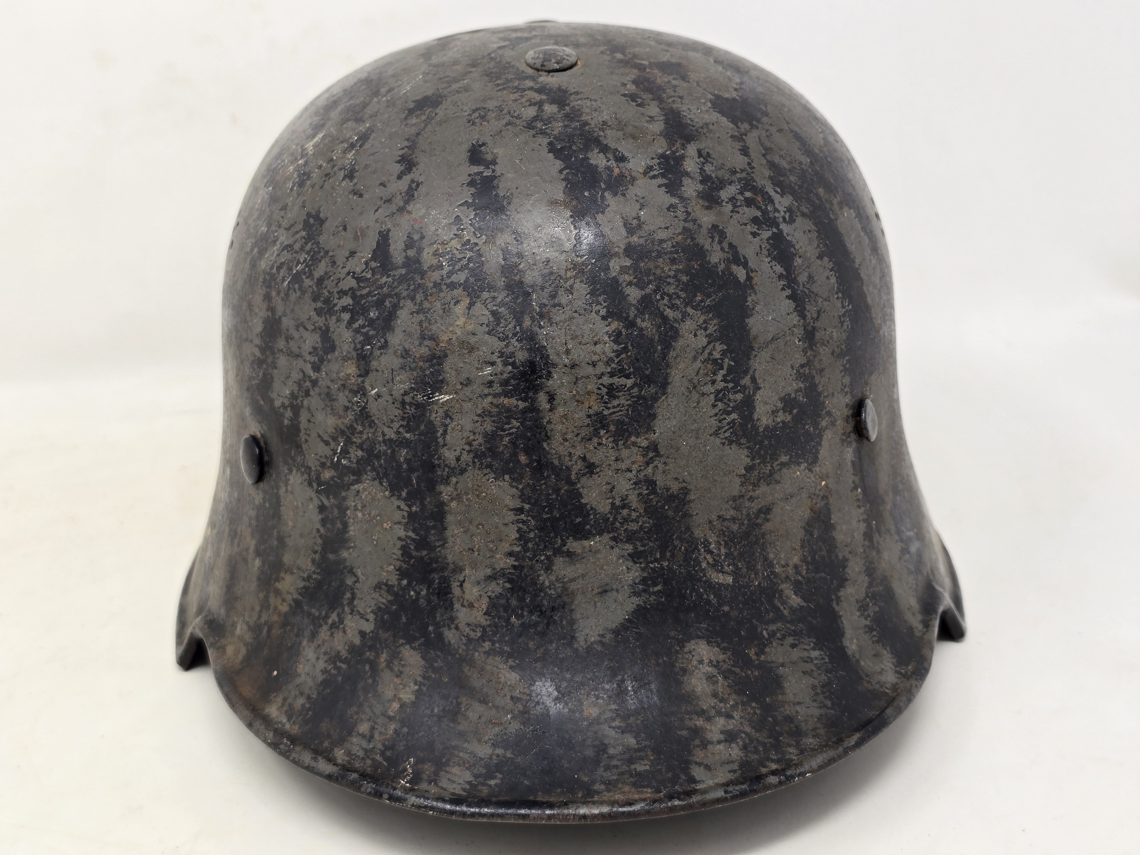 'Volksturmer Kriegsende' (war's end) Camouflage Helmet — image 6