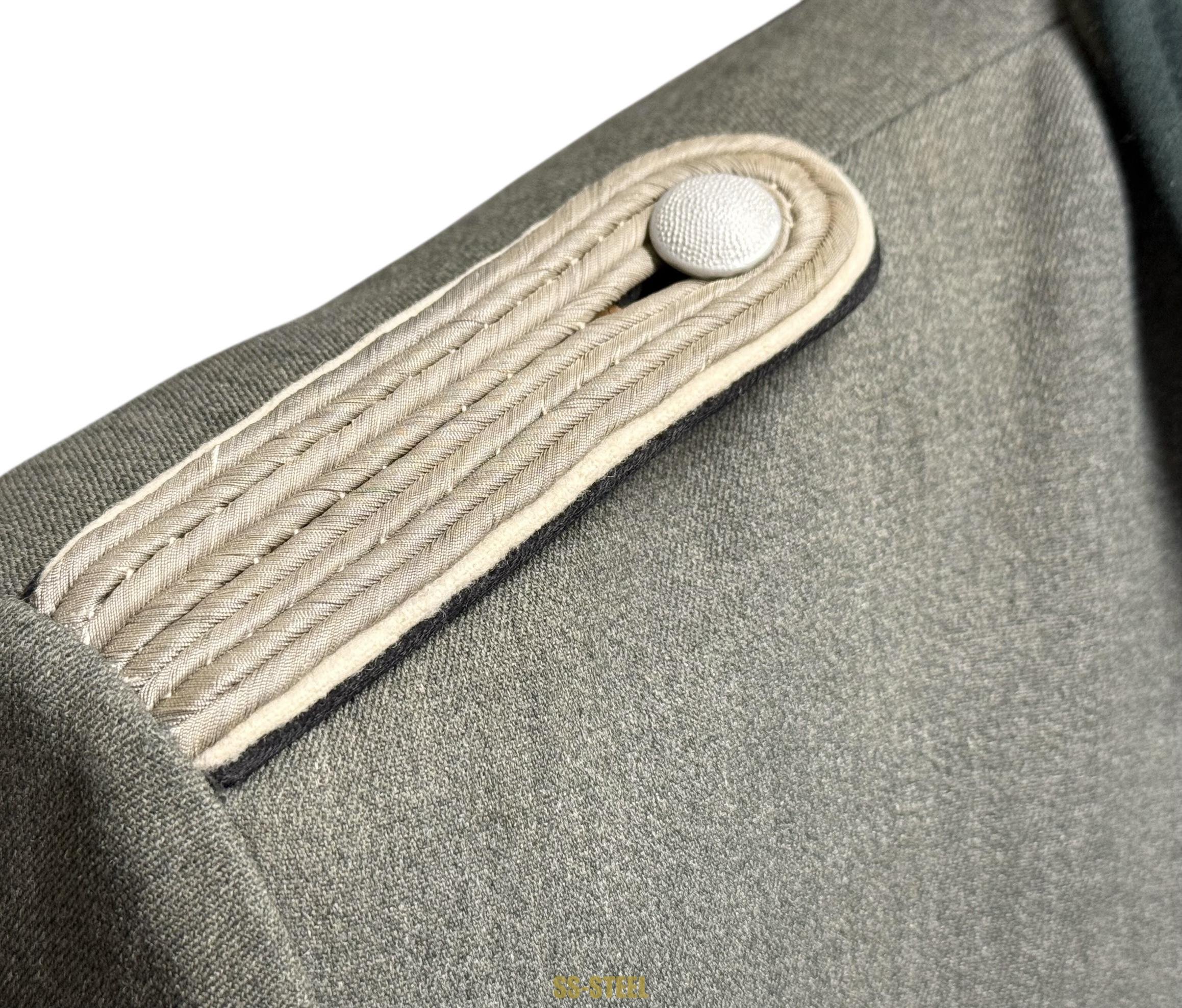SS-Untersturmführer Officer Uniform Tunic, Highly Decorated — image 12