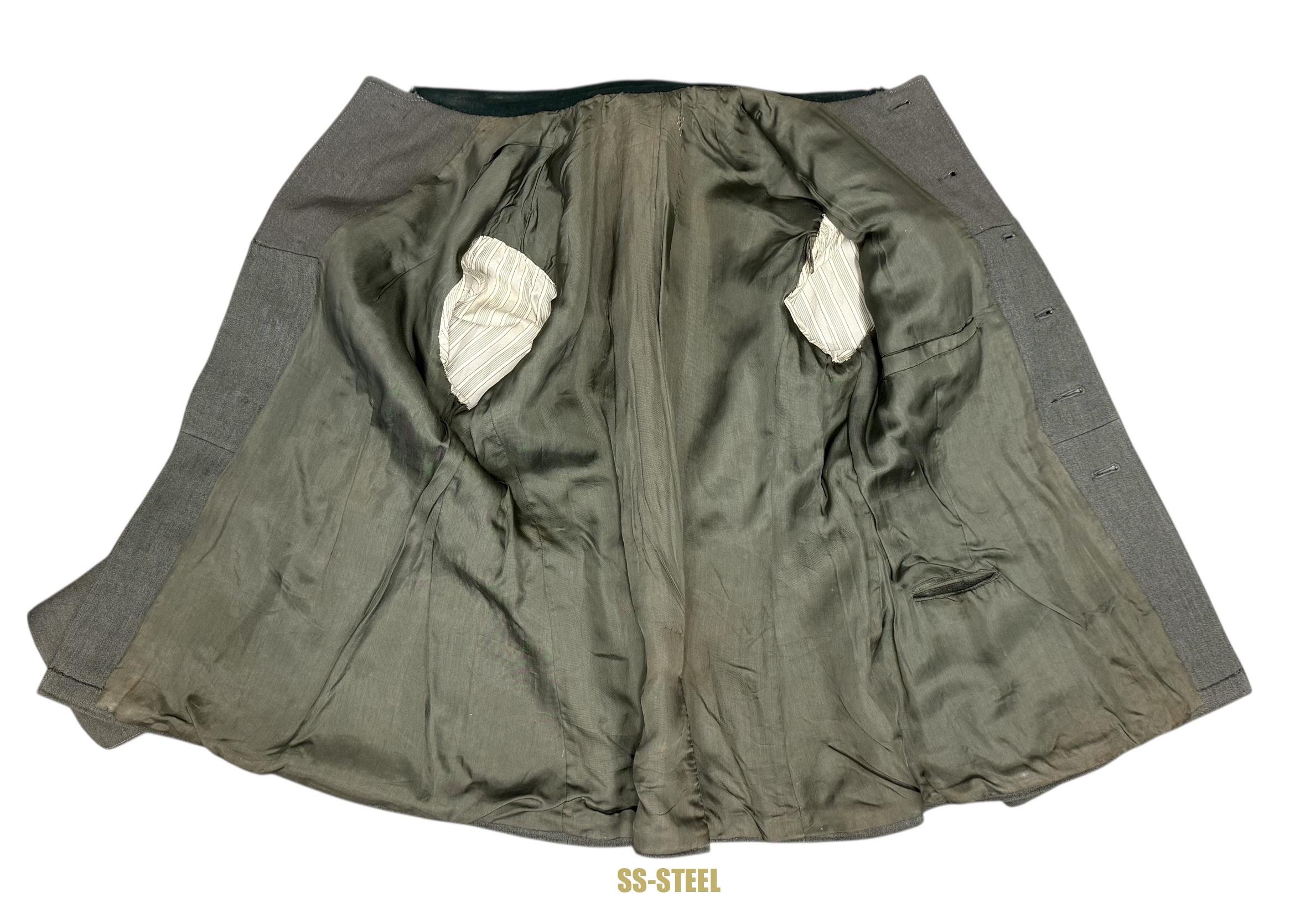 SS-Untersturmführer Officer Uniform Tunic, Highly Decorated — image 20