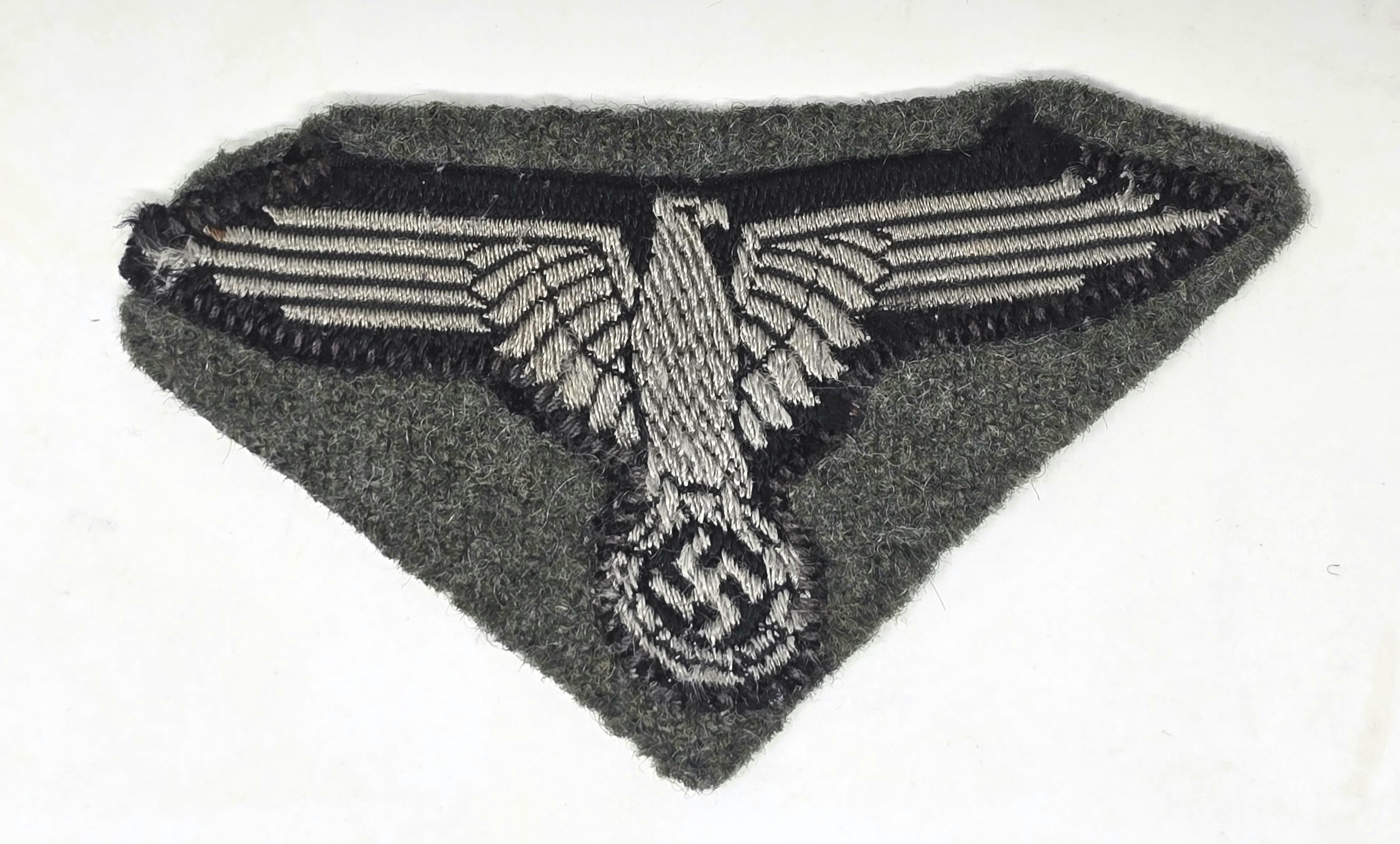 Well-provenanced SS Cut-off Grouping, Feldlazarett — image 12