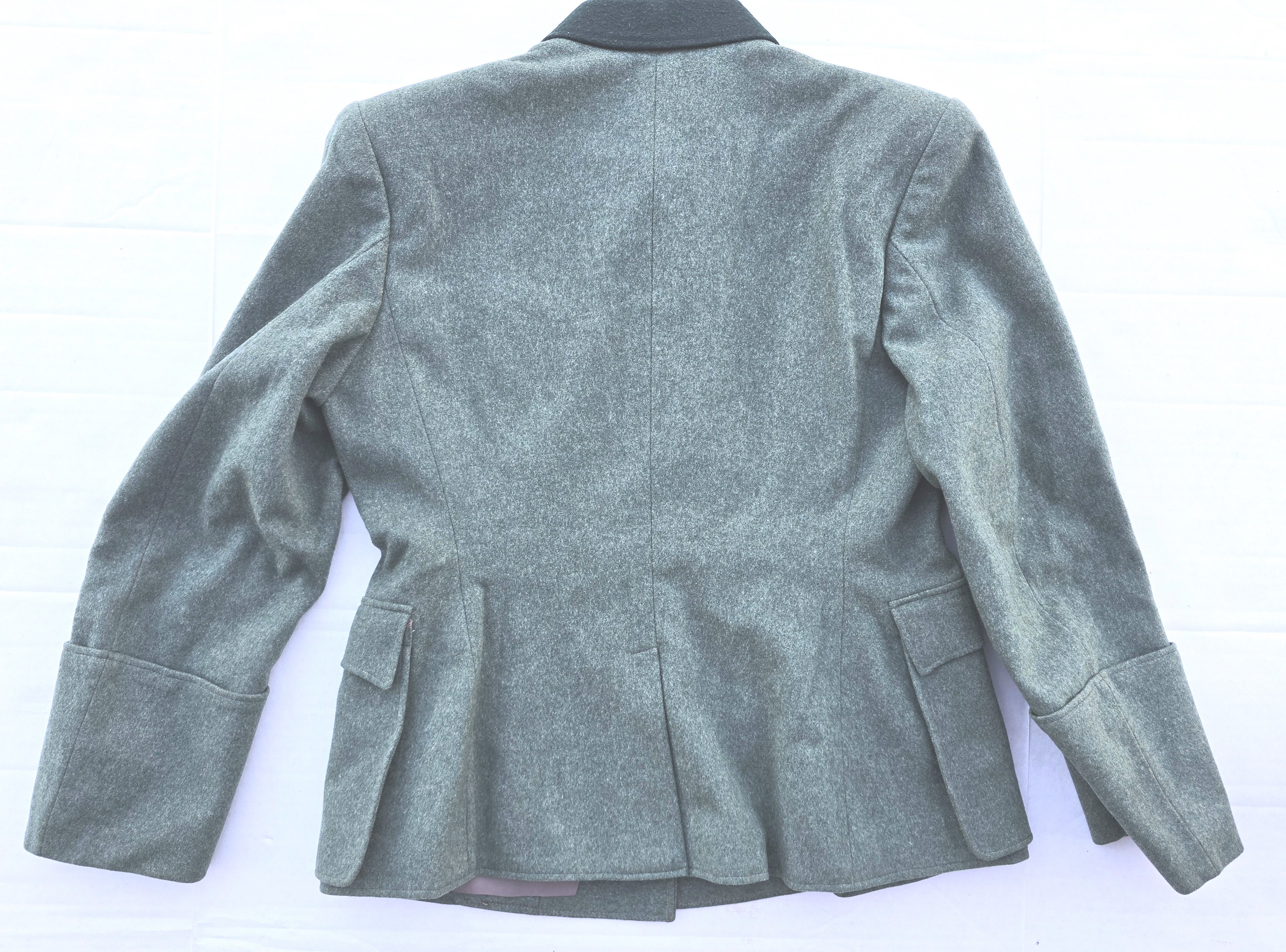 Sharp Heer Infantry Officer's Tunic, 'Oblt. Schupp' — image 15