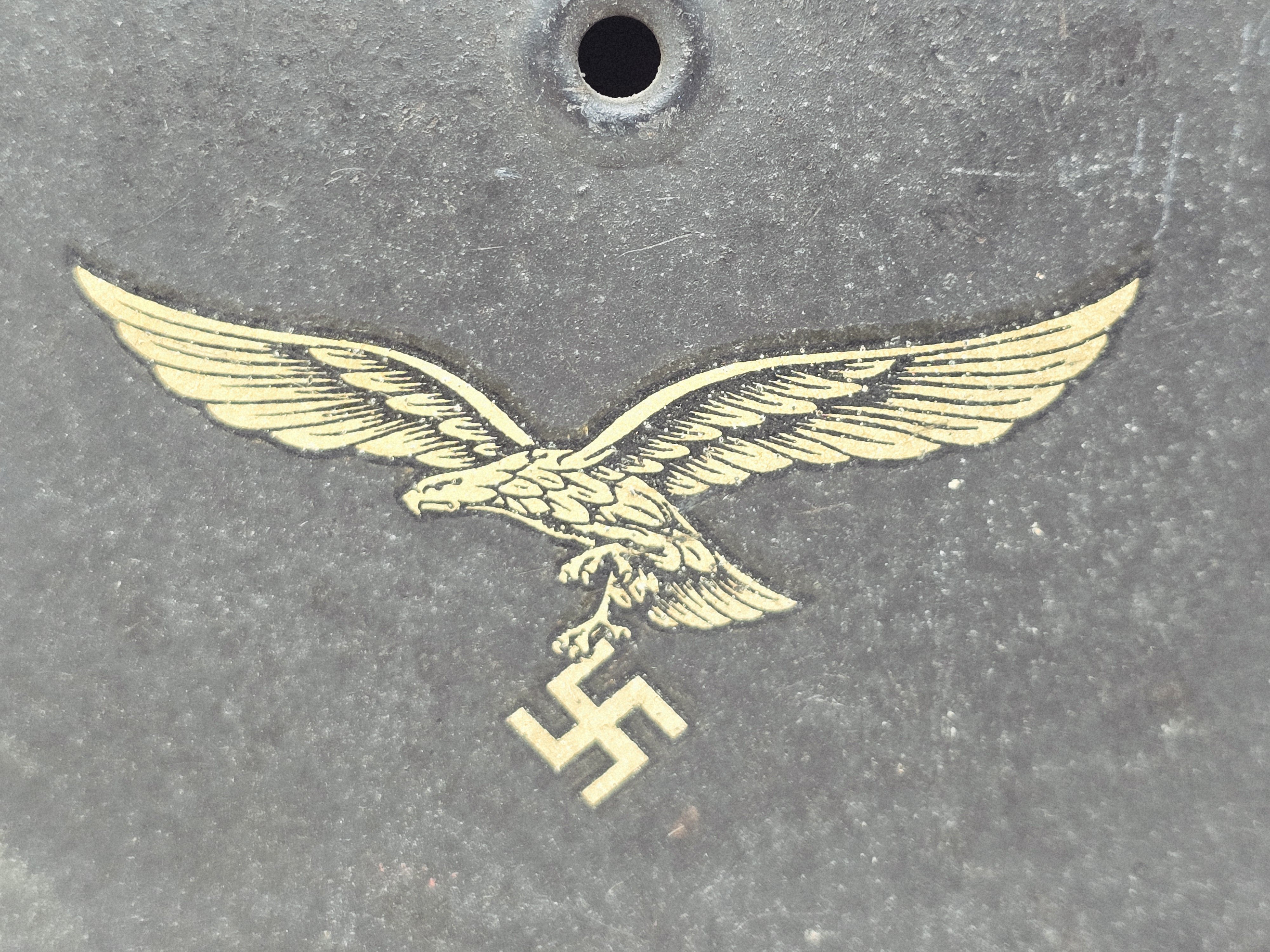 Outstanding, Huge Size Luftwaffe M42 by ET — image 2