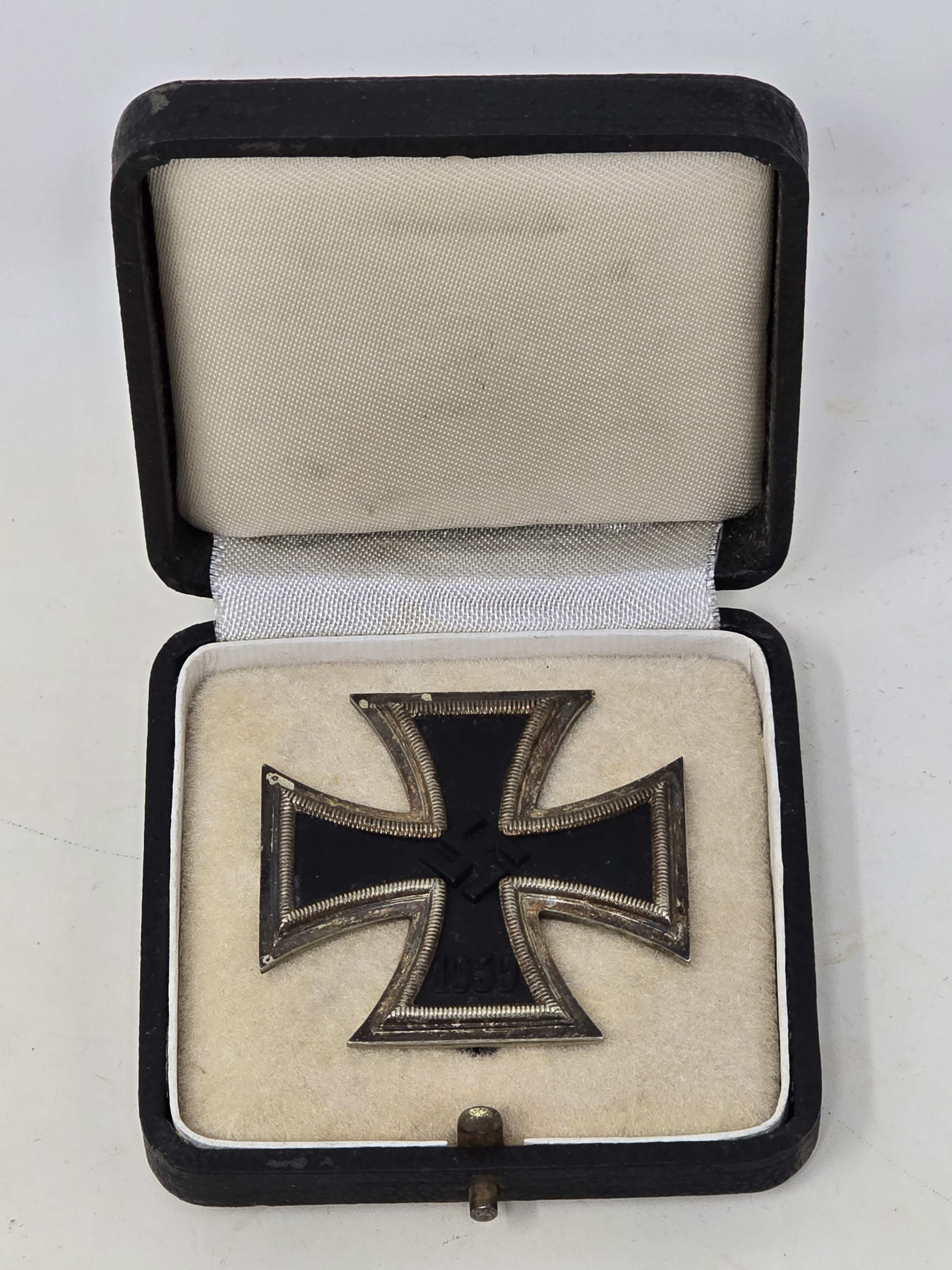 Phenomenal Waffen-SS Tunic From Rudolf Fend, LAH — image 45