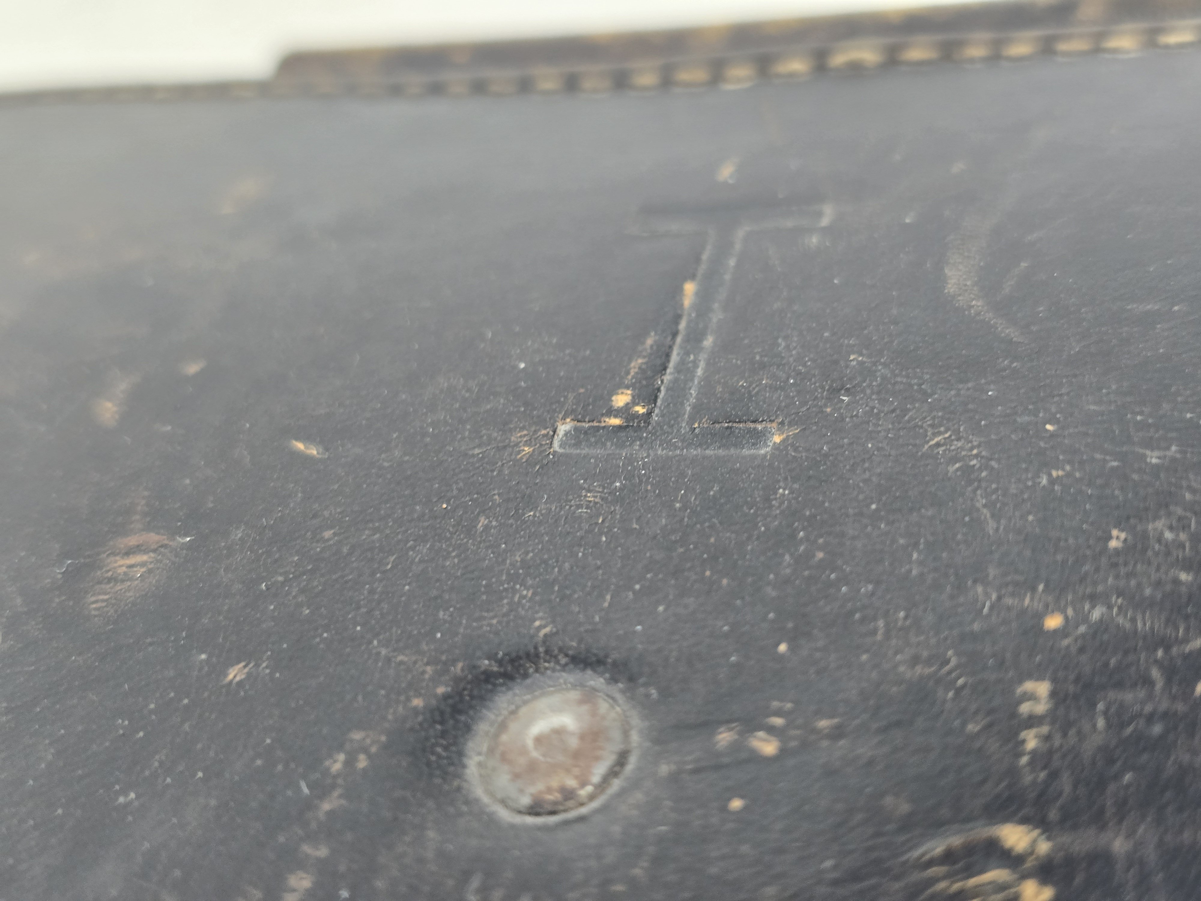 German WWII Tropical Tan Camouflage Binoculars, Vet Bringback — image 11