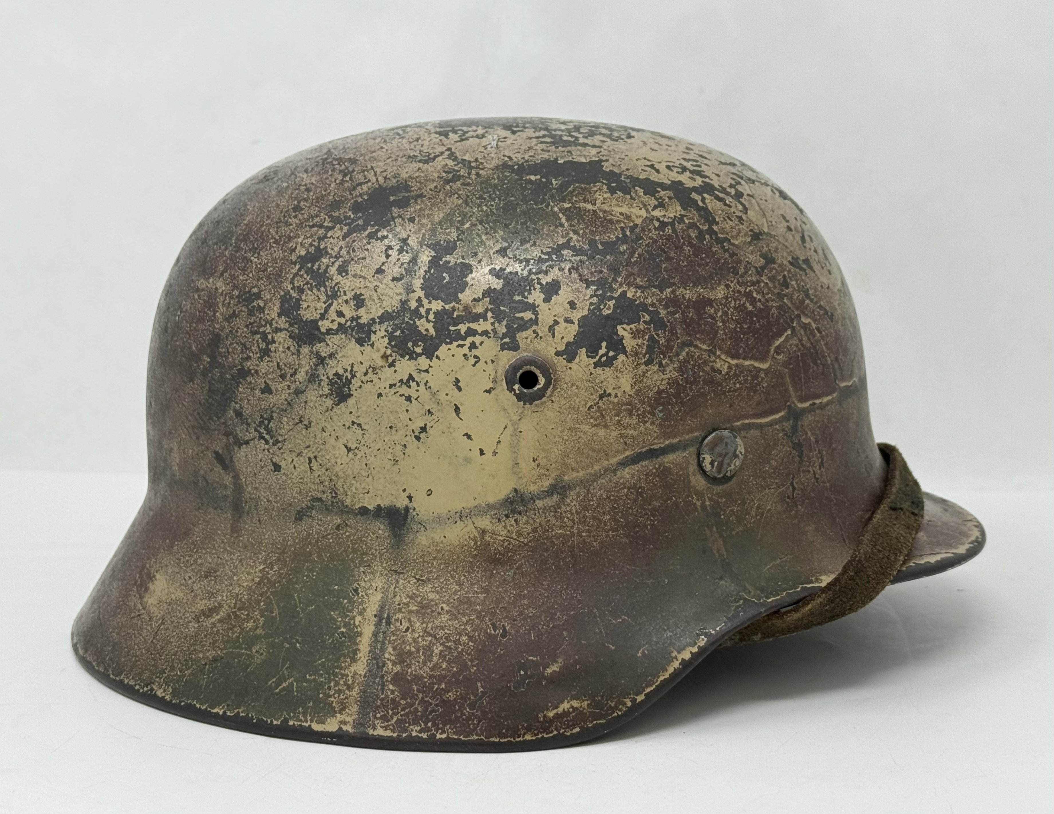 Heer M40 Single Decal Normandy Ex Net Camo Helmet — image 2