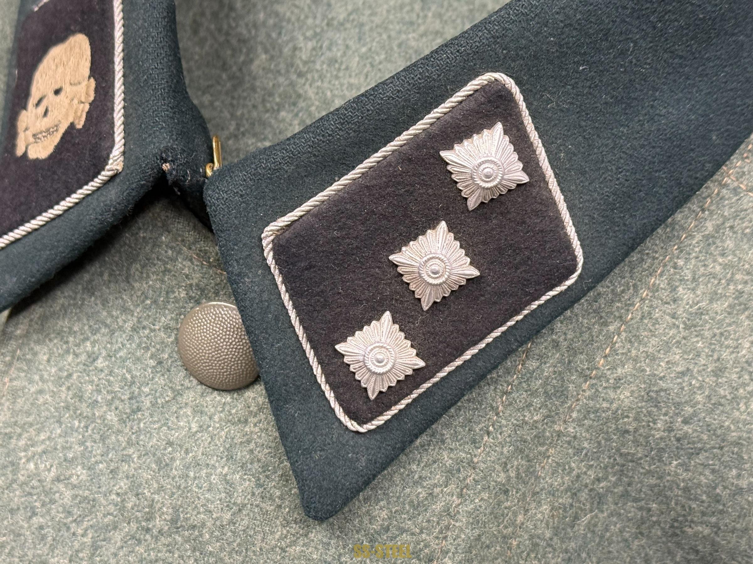 SS-Totenkopf Untersturmführer Combat Tunic — image 7