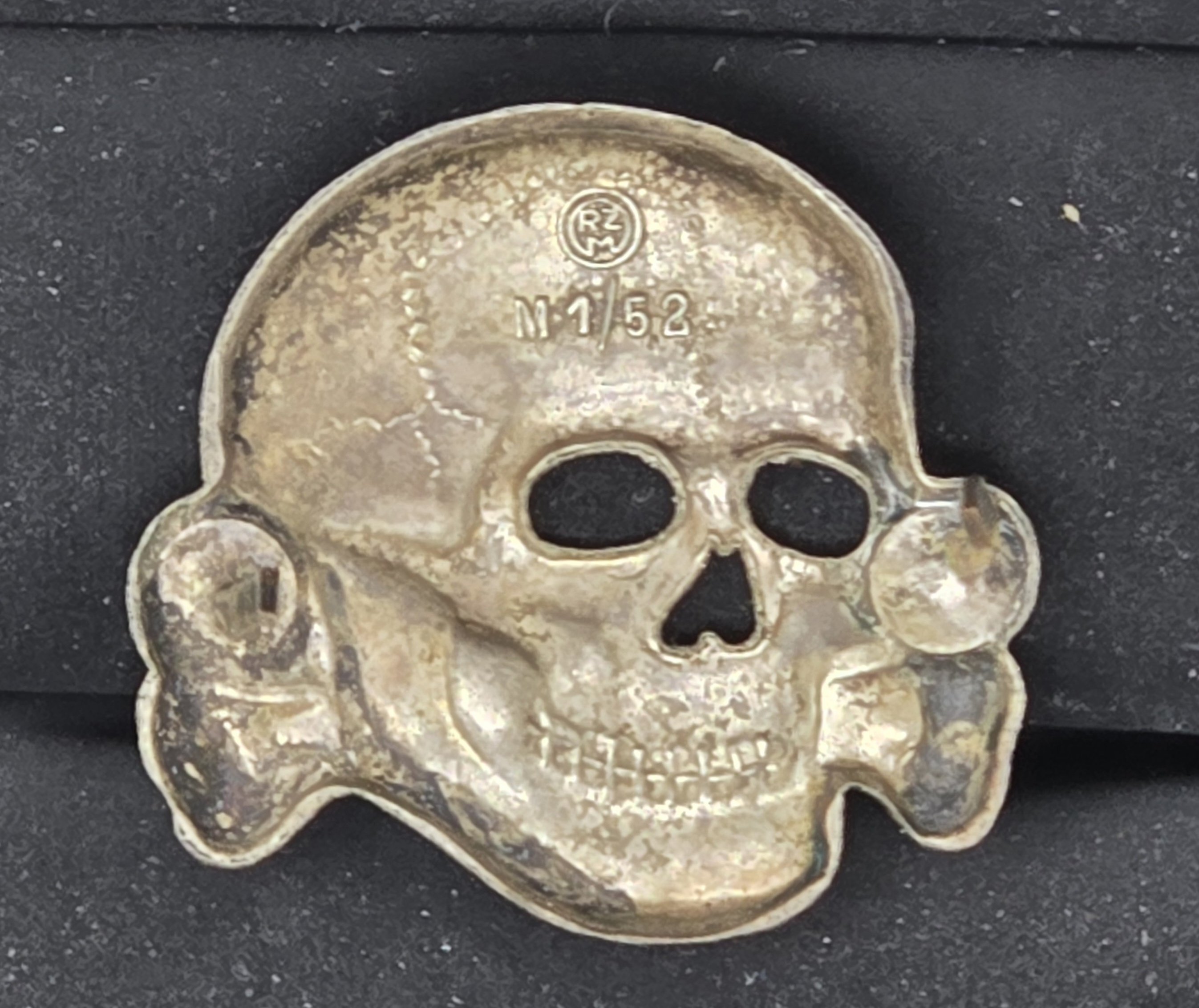 Beautiful Deschler Skull, Tombak — image 2