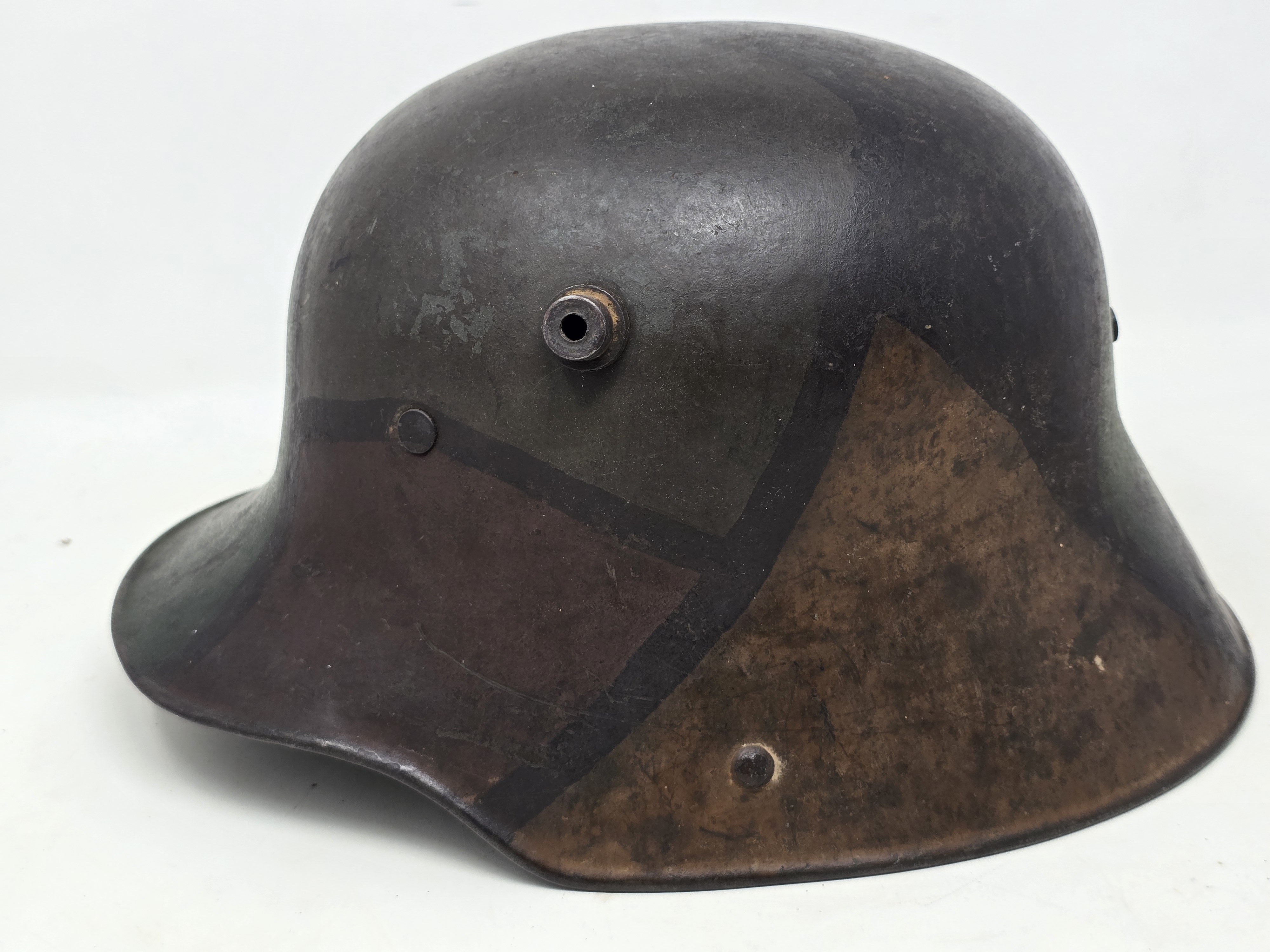 German WWI M16 Camouflage Helmet — image 3