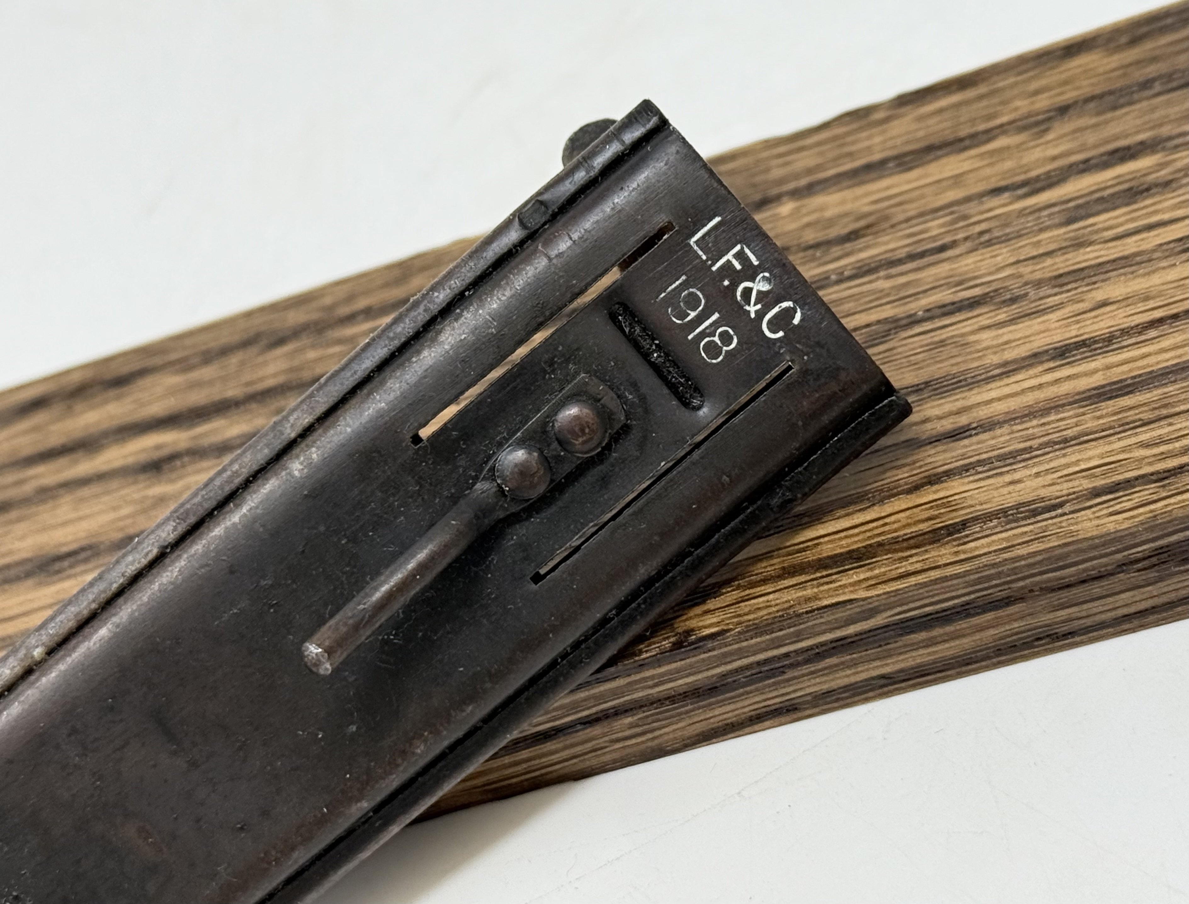 US 1918 LF&C Trench Knuckle Knife — image 17