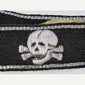 SS-Totenkopf Standarte ,,Oberbayern' Cufftitle in Bullion