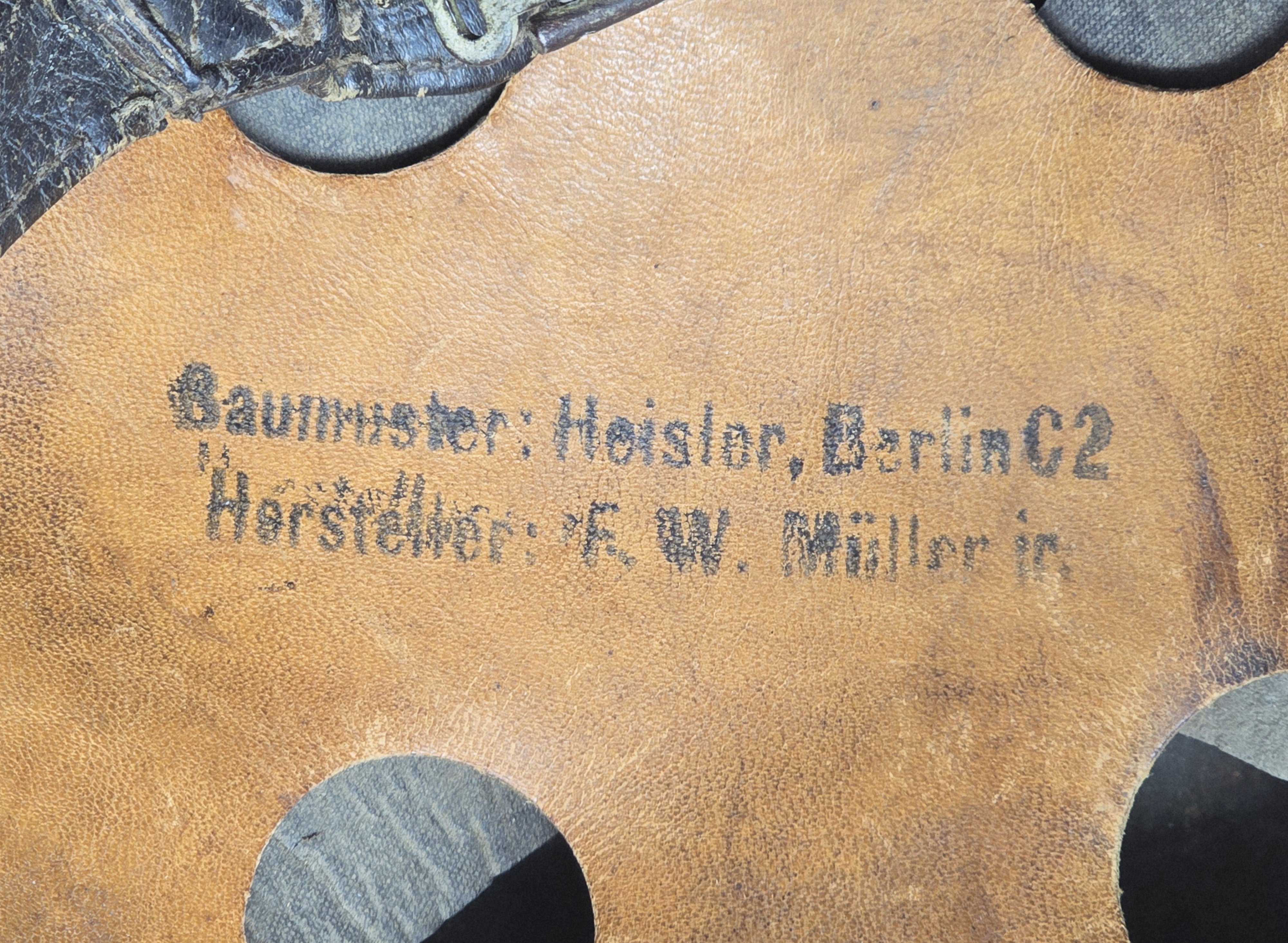 Stunning Luftwaffe FJ helmet, Early Spanner — image 18