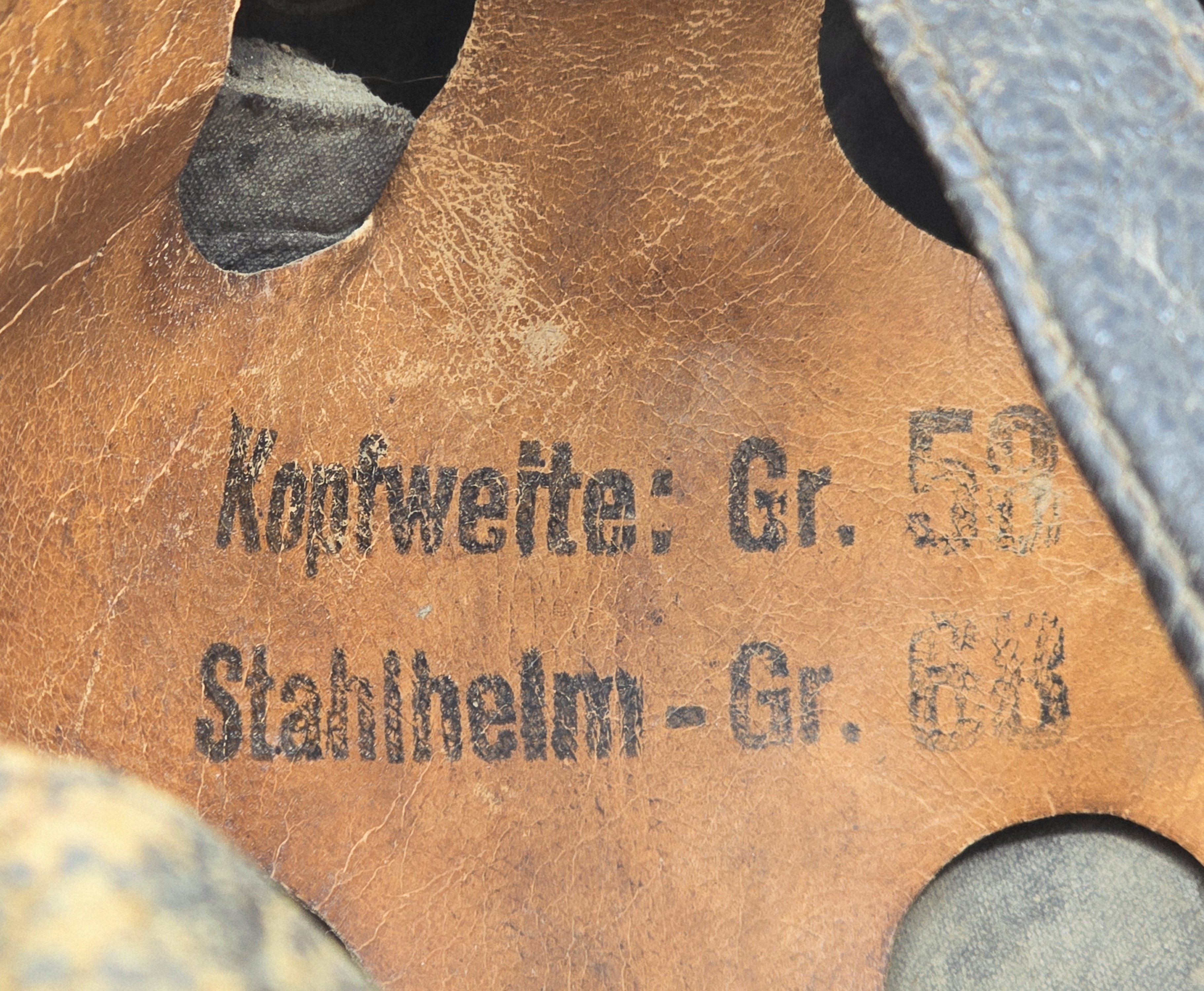 Stunning Luftwaffe FJ helmet, Early Spanner — image 20