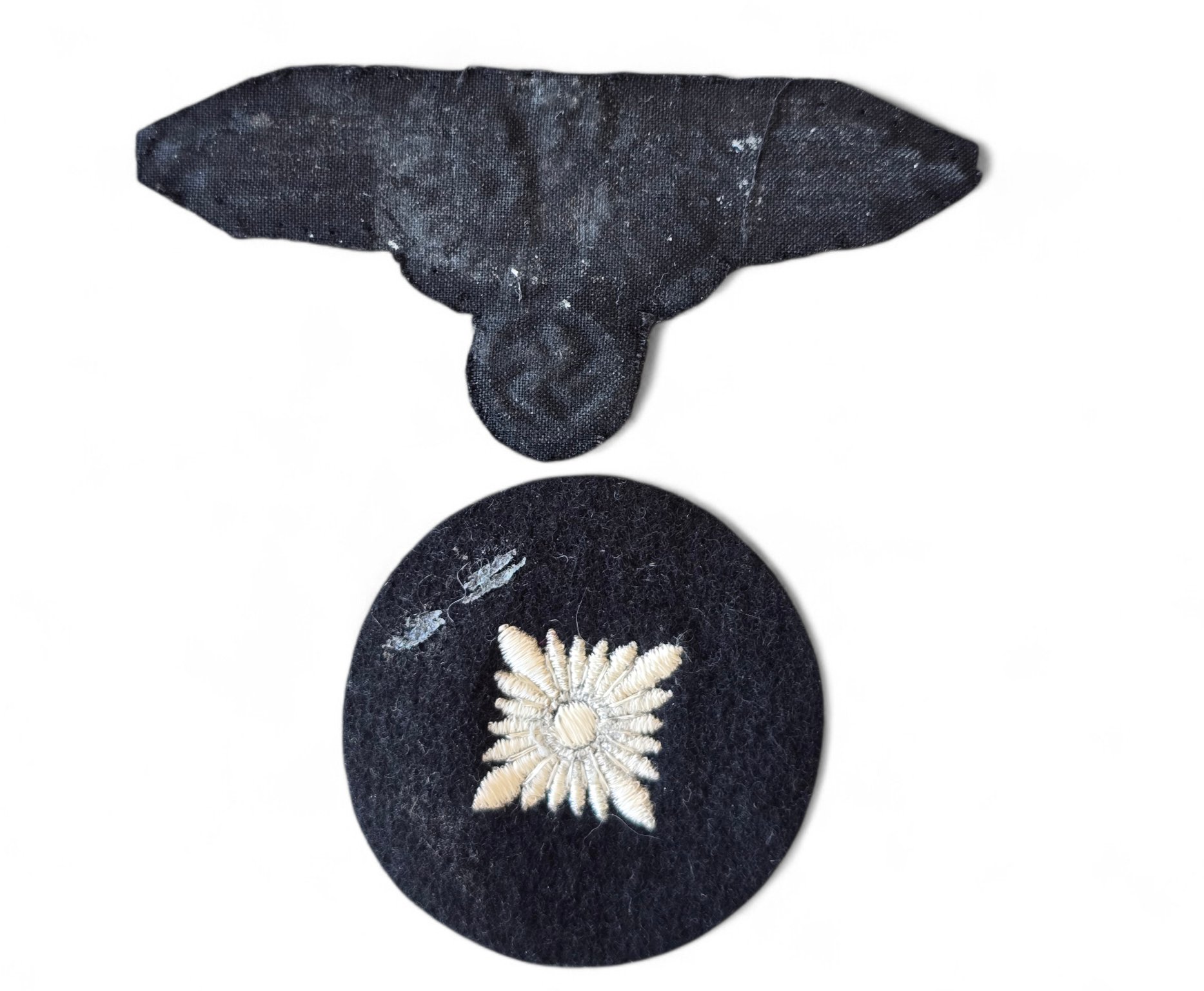 Waffen-SS Enlisted Insignia Grouping — image 8