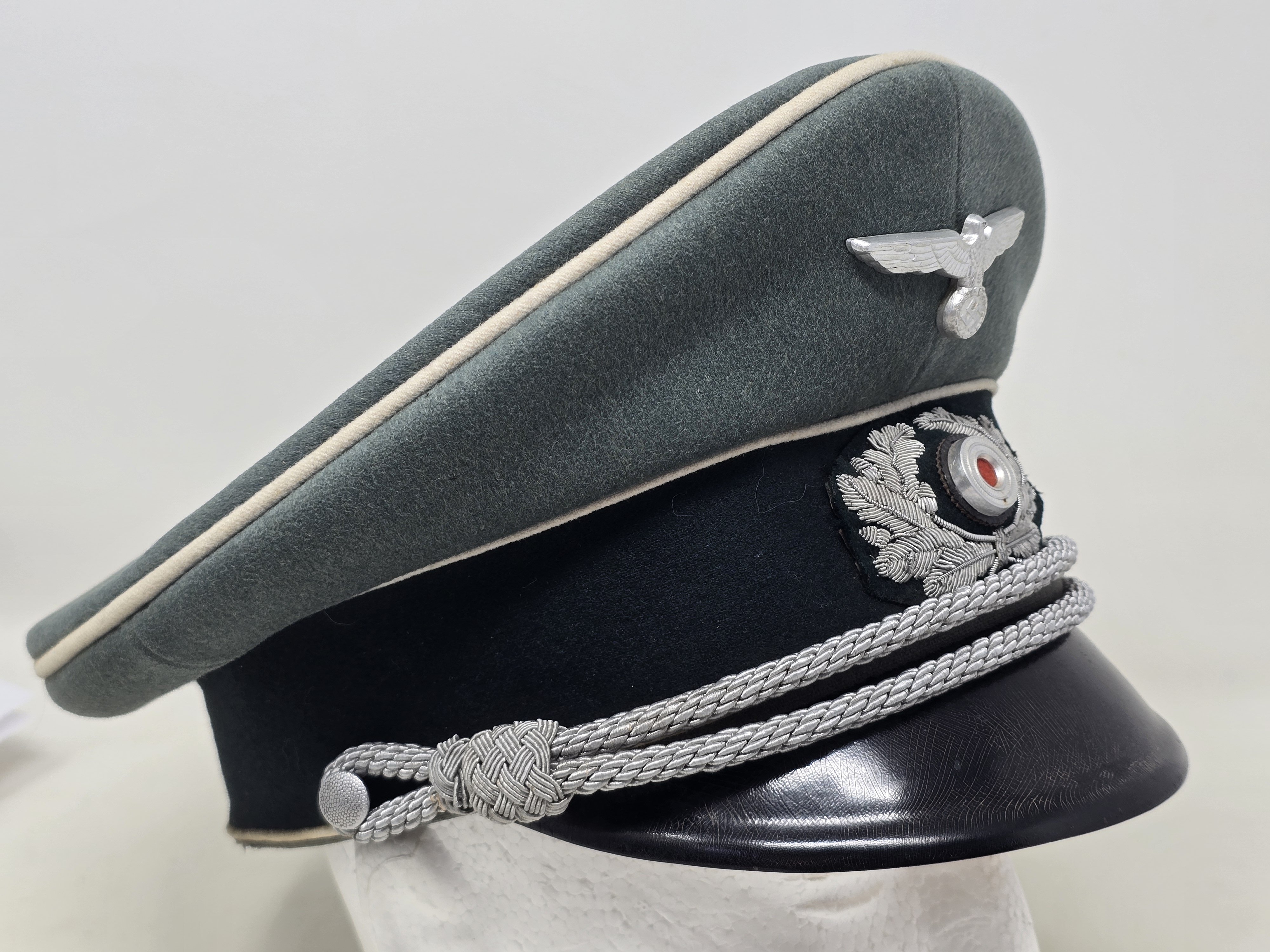 Fine Heer Officer's Visor Cap, 'Erel Privat' — image 7
