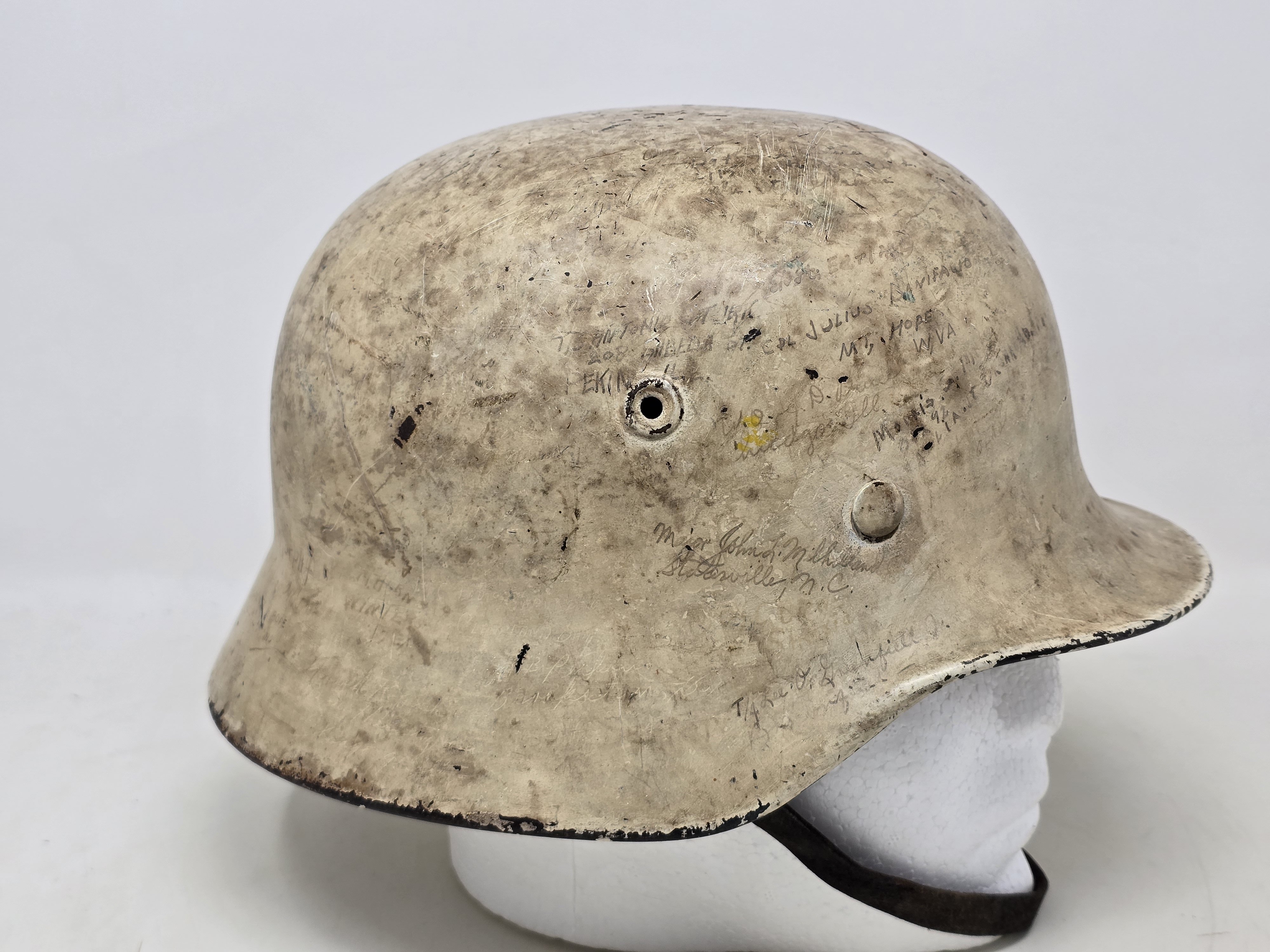 Heer Winter Camo Helmet With Unique History — image 3