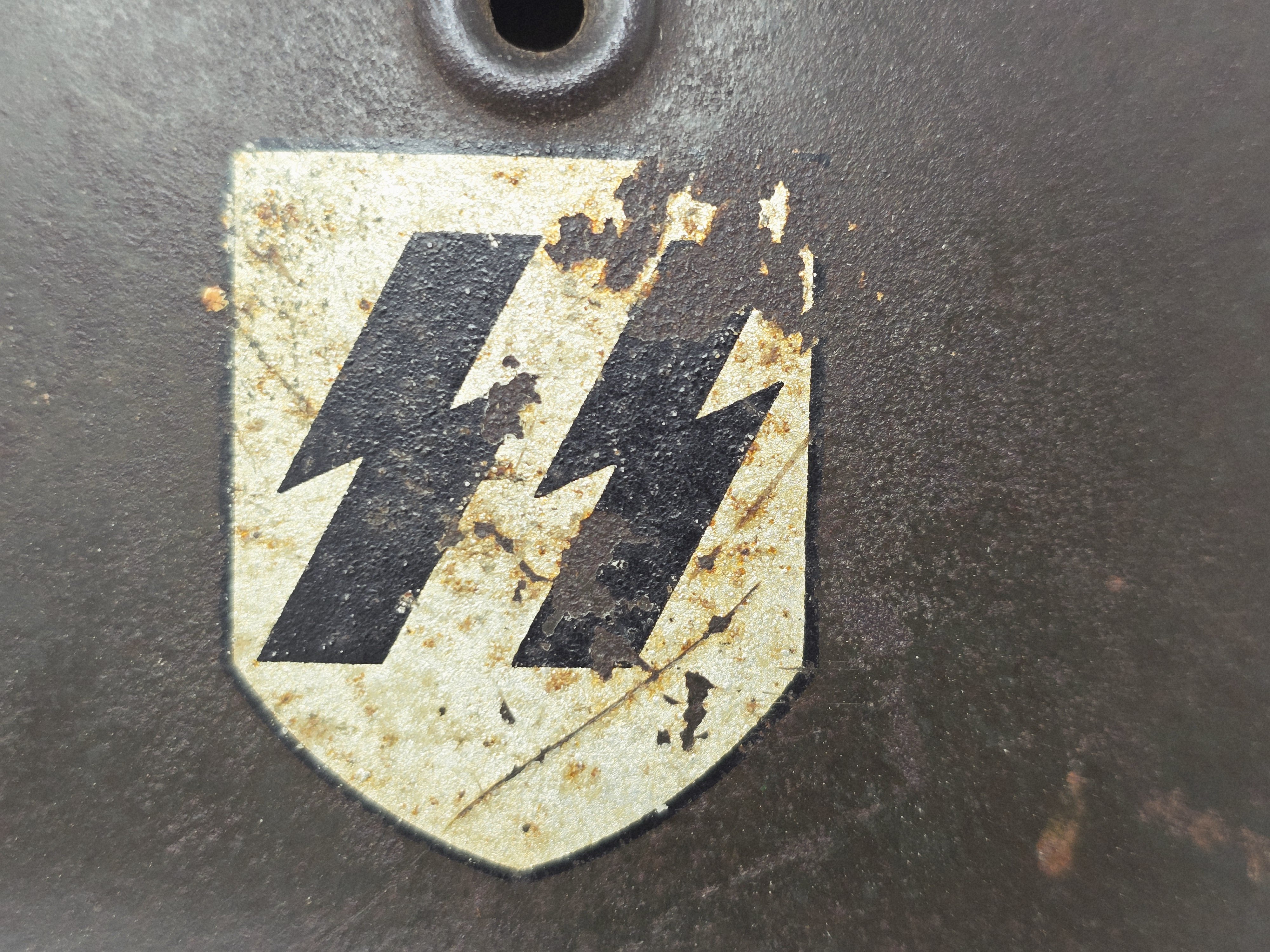 Waffen-SS ,,Wiking' Division Double Runic M35 Helmet — image 5