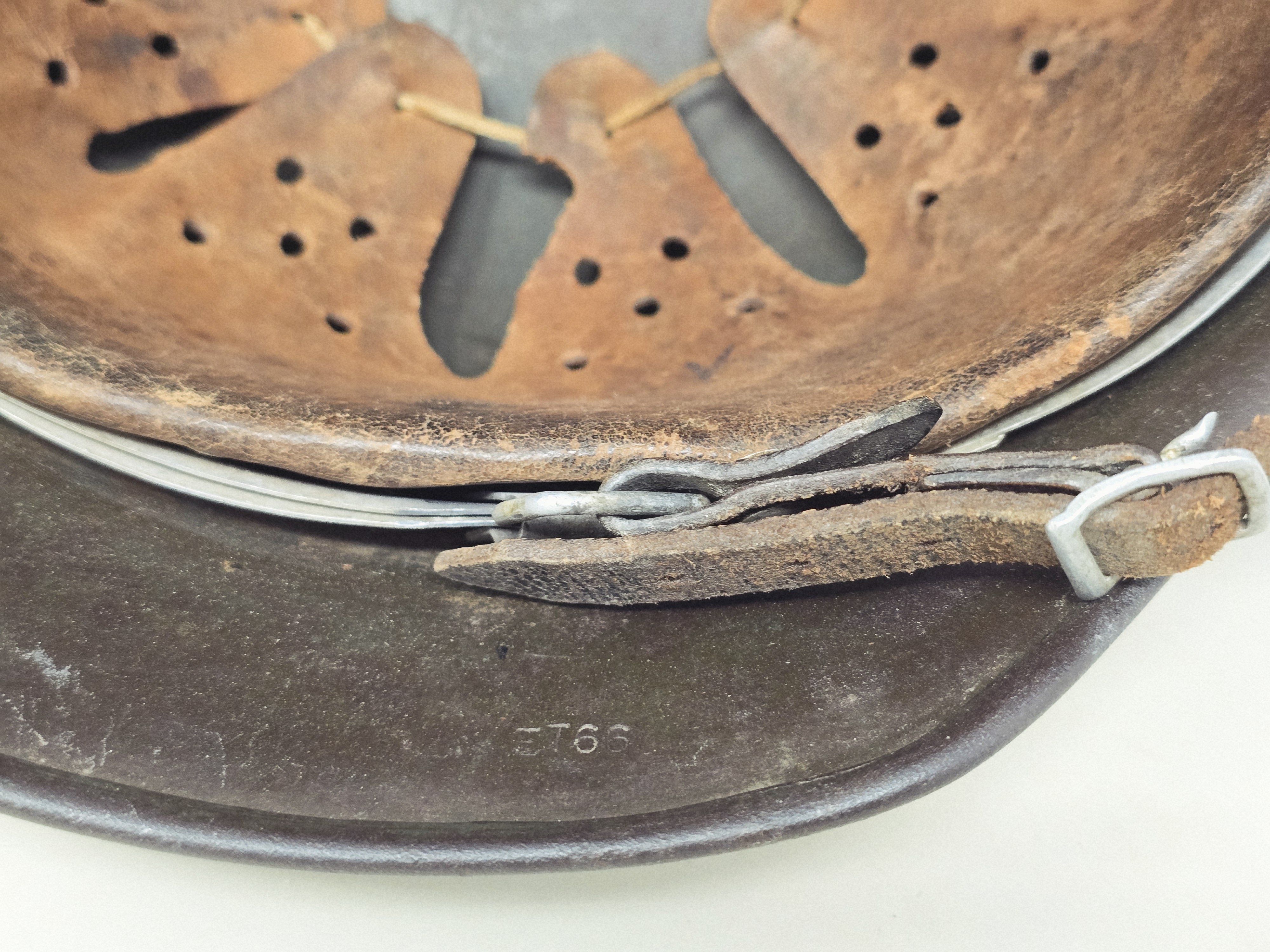 Waffen-SS ,,Wiking' Division Double Runic M35 Helmet — image 6