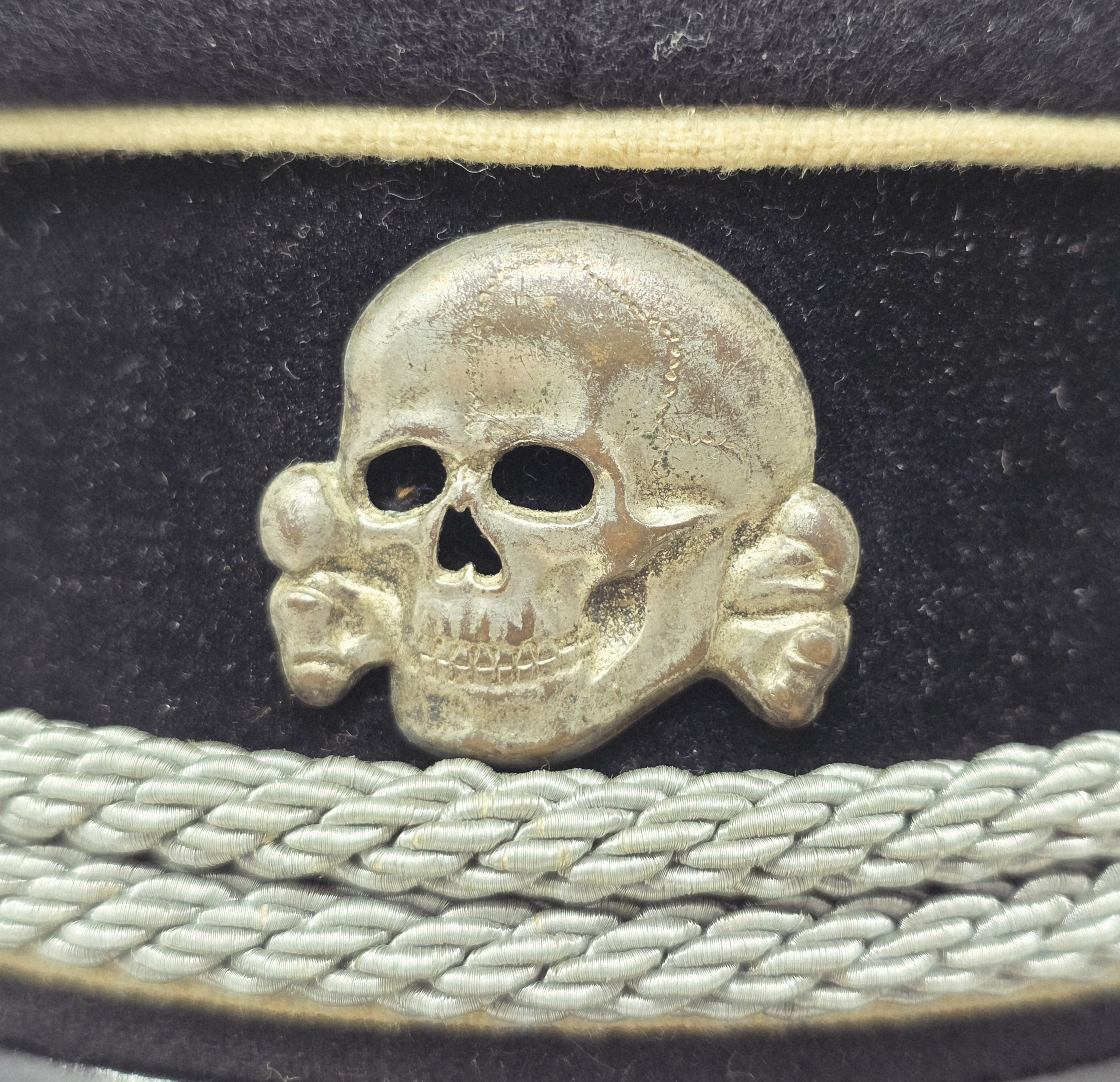 Beautiful Allgemeine-SS Officer's Visor Cap, Named — image 3