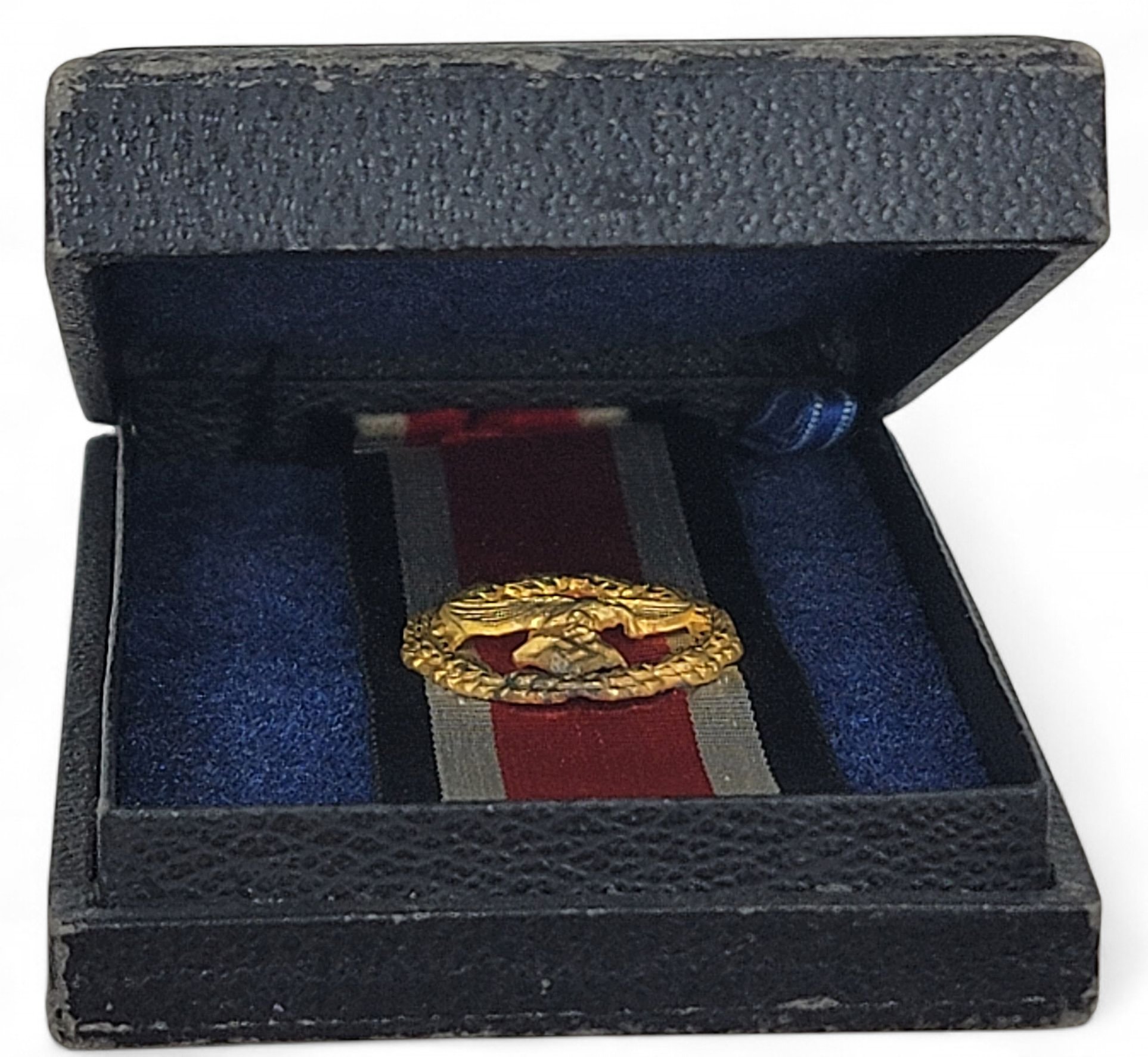 Luftwaffe Honor Roll Clasp In Presentation Case — image 2