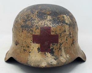 (b.s.)Killer Tan Camo Medic Helmet, M42