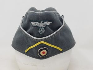 Fine Heer Officers Schiffchen, Signal Piped