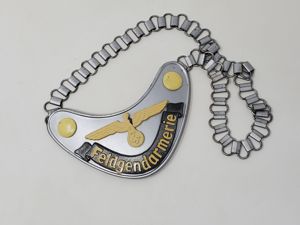 (g) WH / SS Feldgendarmerie Gorget