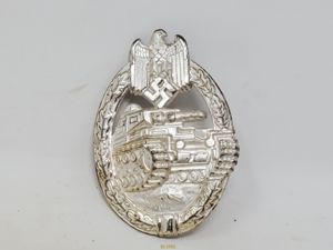 (d.d.) Beautiful Panzer Assault Badge in Silver by Schickle