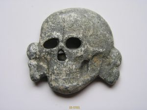 Dug SS Visor Skull Overhoff