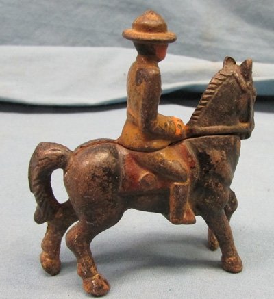  US WWII Era Gray Iron Mounted Soldier — image 3