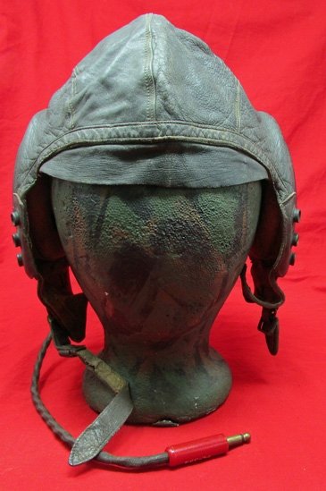  US WWII Army Air Force Type A-11 Flight Helmet & Electronics — image 2