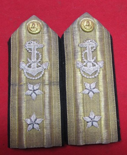  US Navy Cold War Era Rear Admiral Shoulder Boards, Vanguard — image 2
