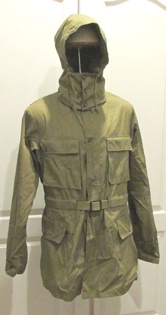  US WWII Mountain Jacket, Size 40L, Dated 1942 with Interior Harness — image 2