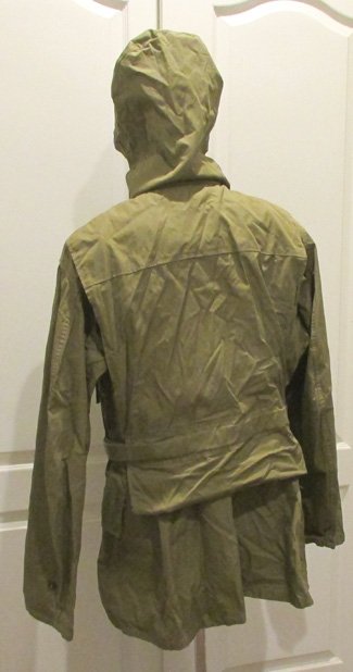  US WWII Mountain Jacket, Size 40L, Dated 1942 with Interior Harness — image 5